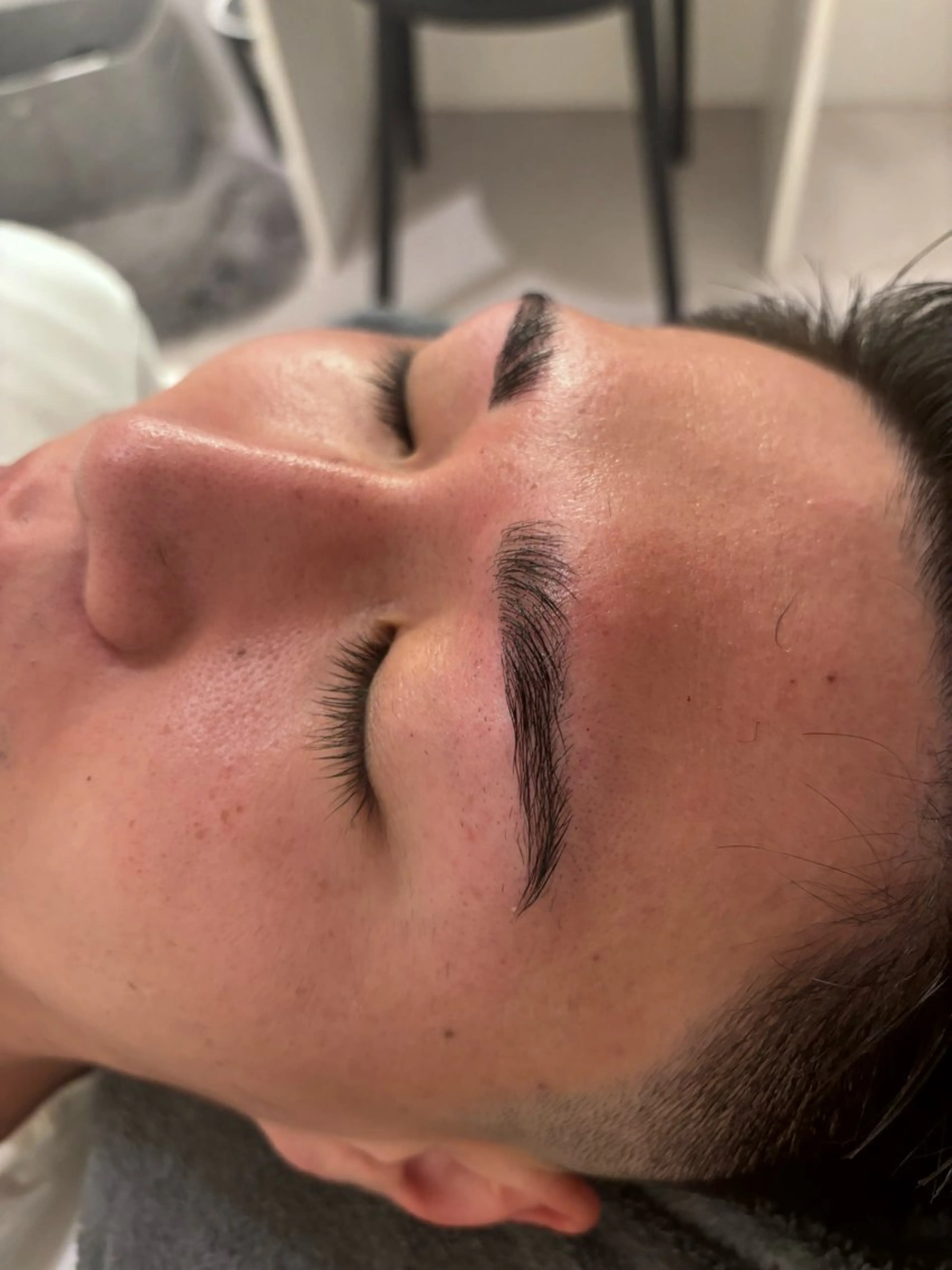 眉毛ワックス　お手軽に30分でスッキリ！の写真