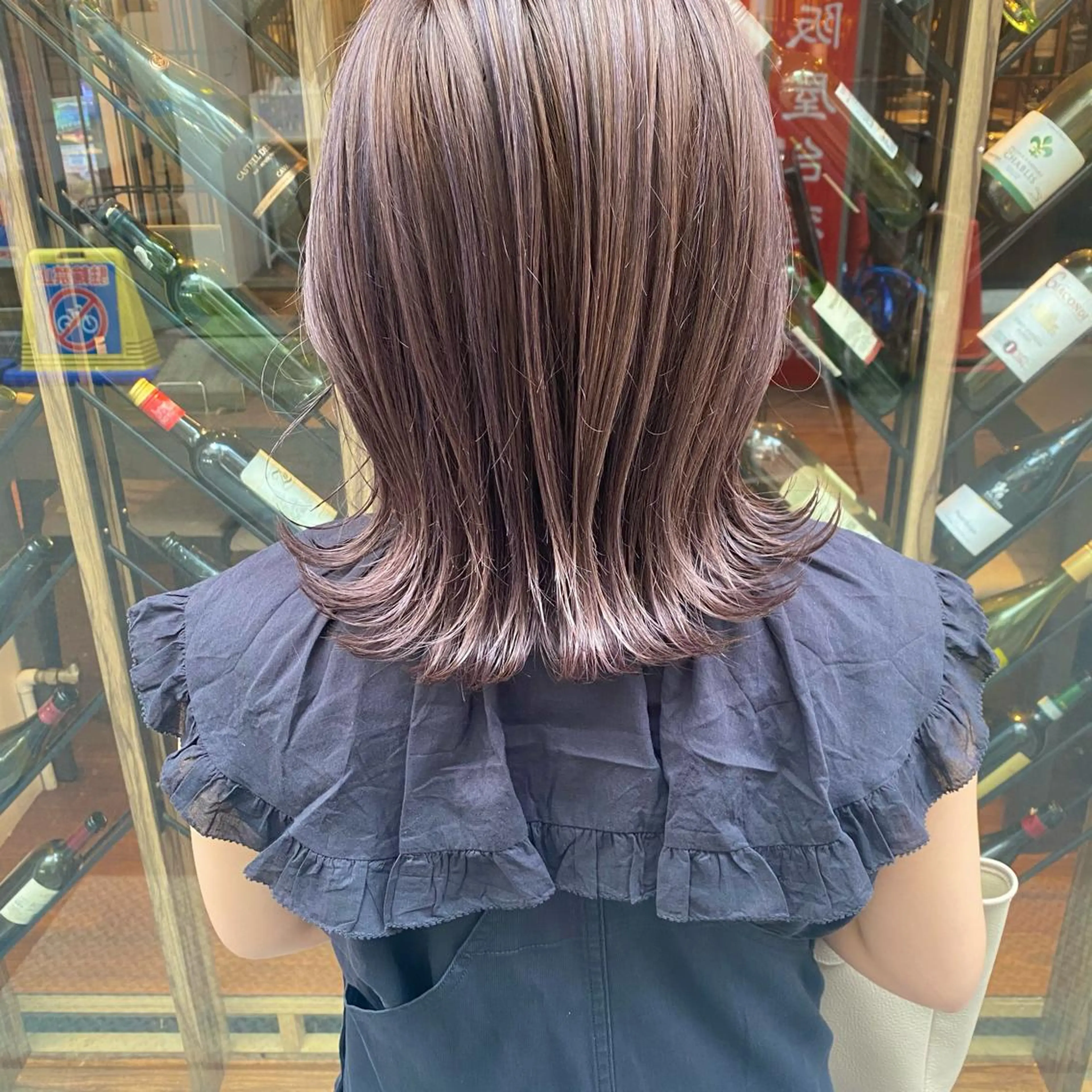 ミディアム ハイライト 山本 千尋のヘアスタイル