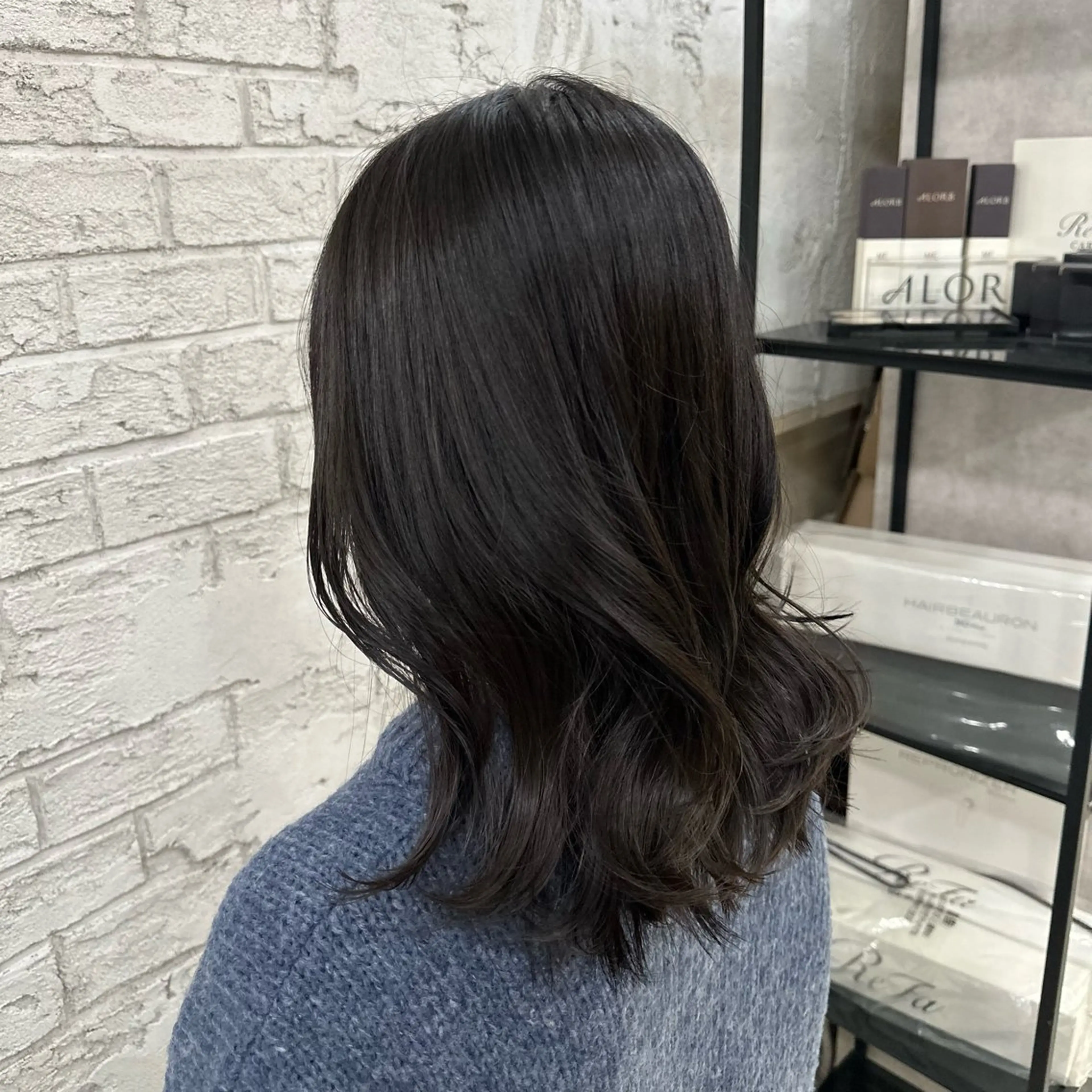 セミロング 《艶感暗髪カラー》 Honoka🪐のヘアスタイル