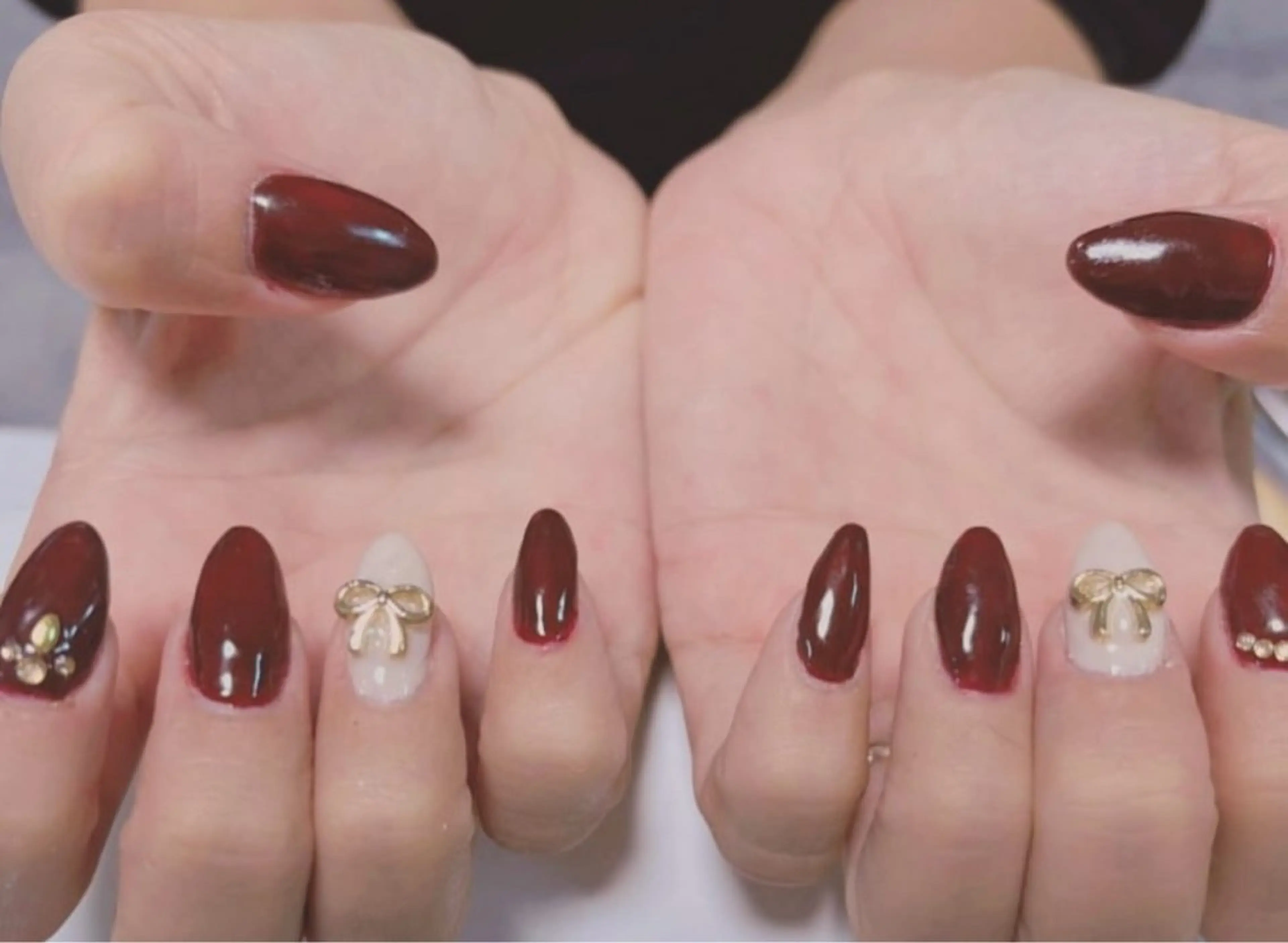 ネイル フラッシュネイル フットネイル フレンチネイル ジェルネイル ガラスフレンチ Nail salon Natulalのネイルデザイン