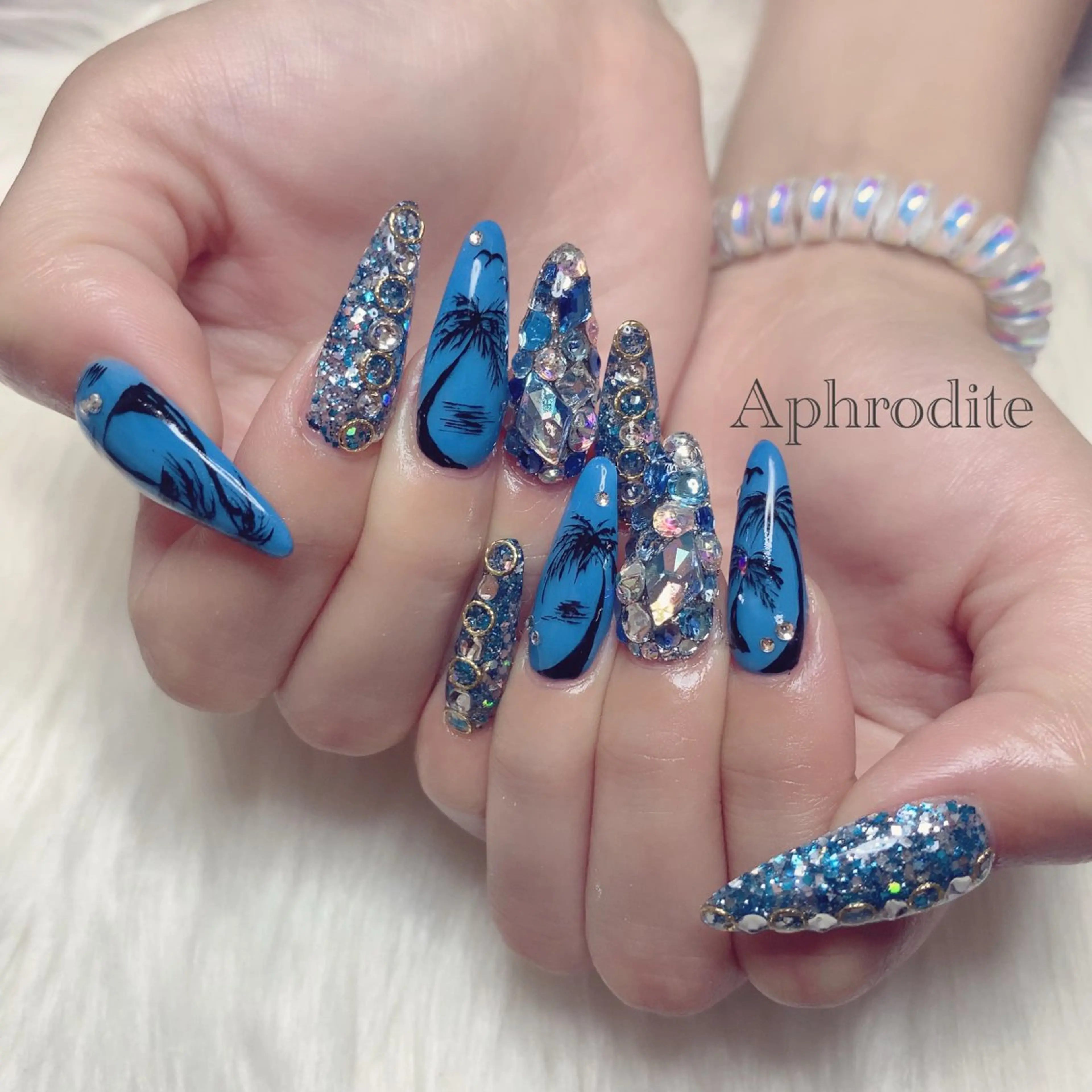 ネイル Aphrodite パラジェル認定サロンのネイルデザイン