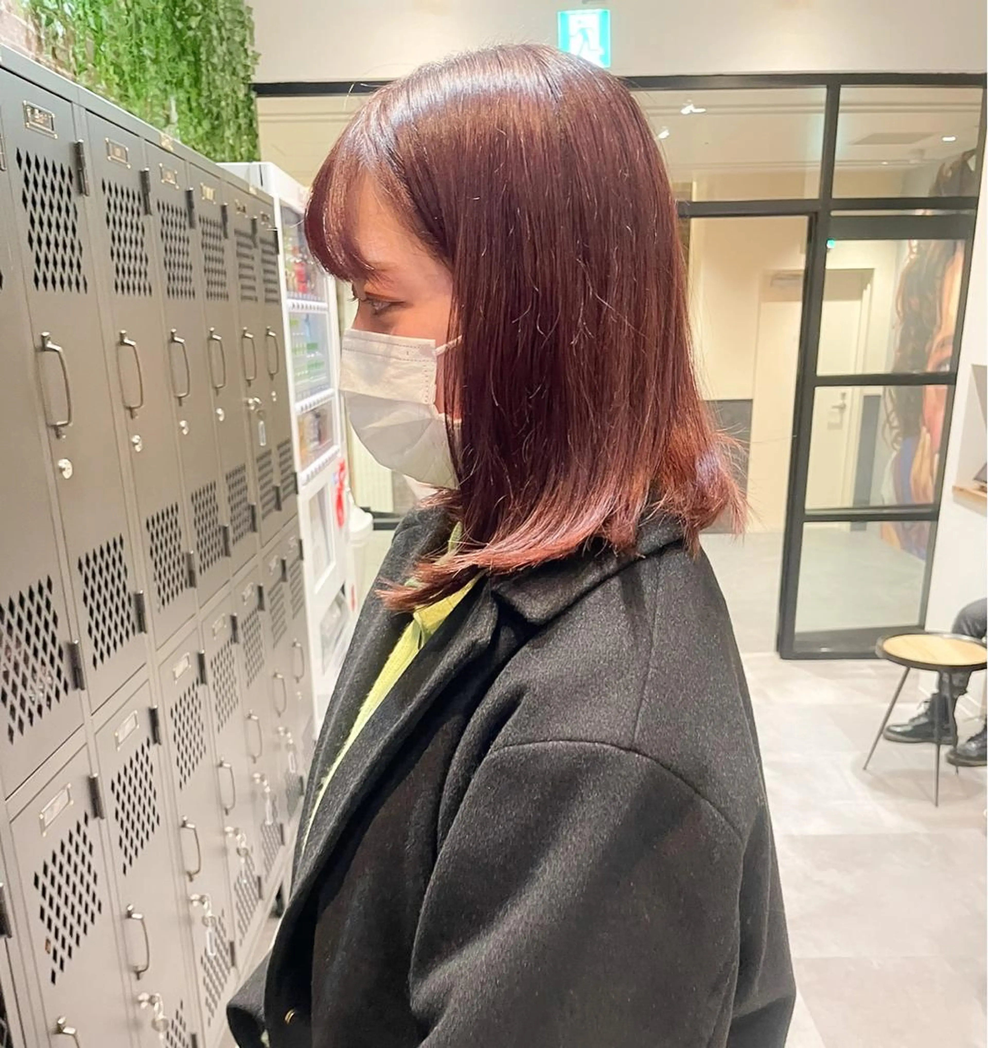ミディアム ミディアムパーマ ボブ デート ハイライト 髪質改善 ヘアカラー トリートメント 【20代ダメージ毛に 髪質改善】のヘアスタイル