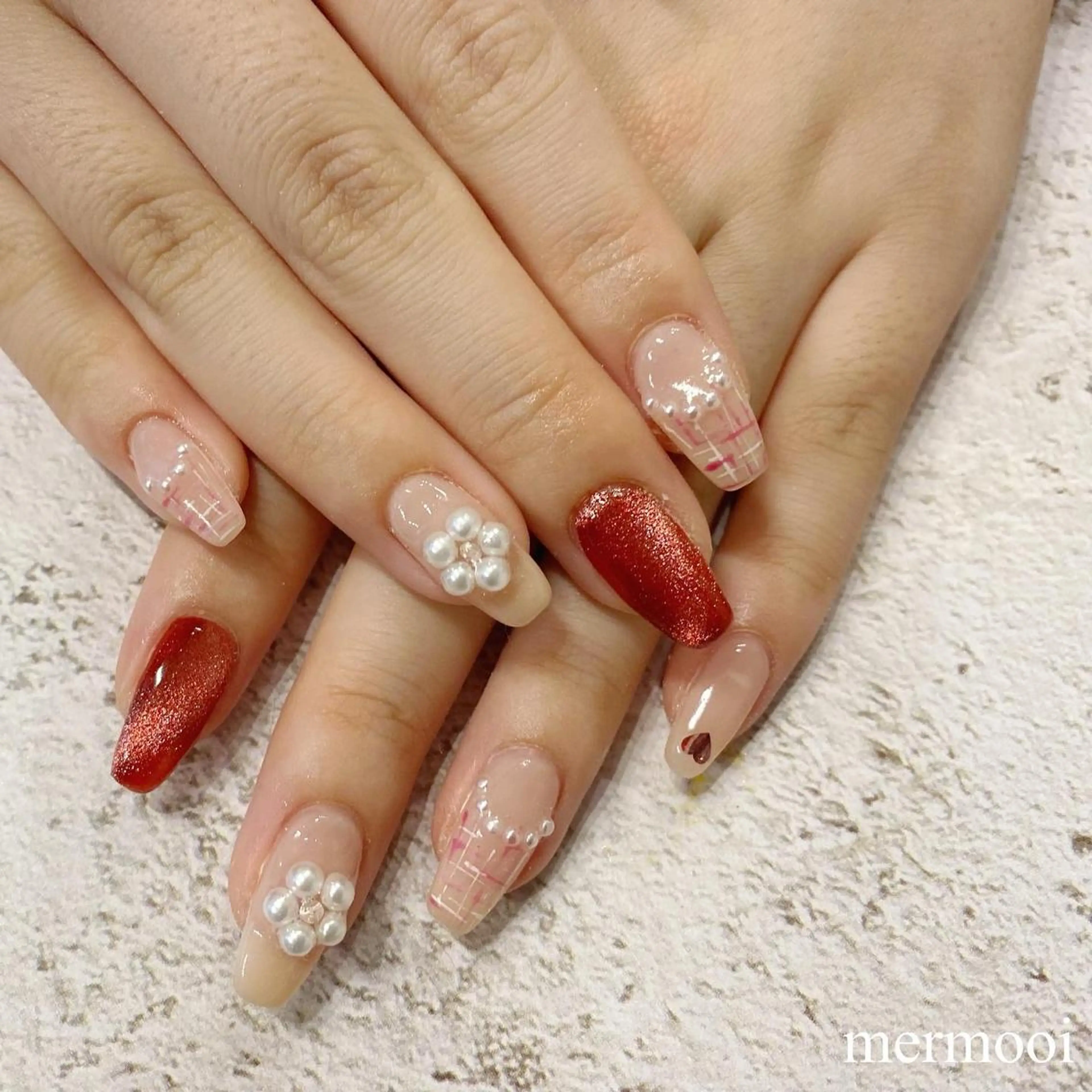 ネイル マグネットネイル ニュアンスネイル ピンク ツイードネイル ハンドネイル mermooi nailのネイルデザイン