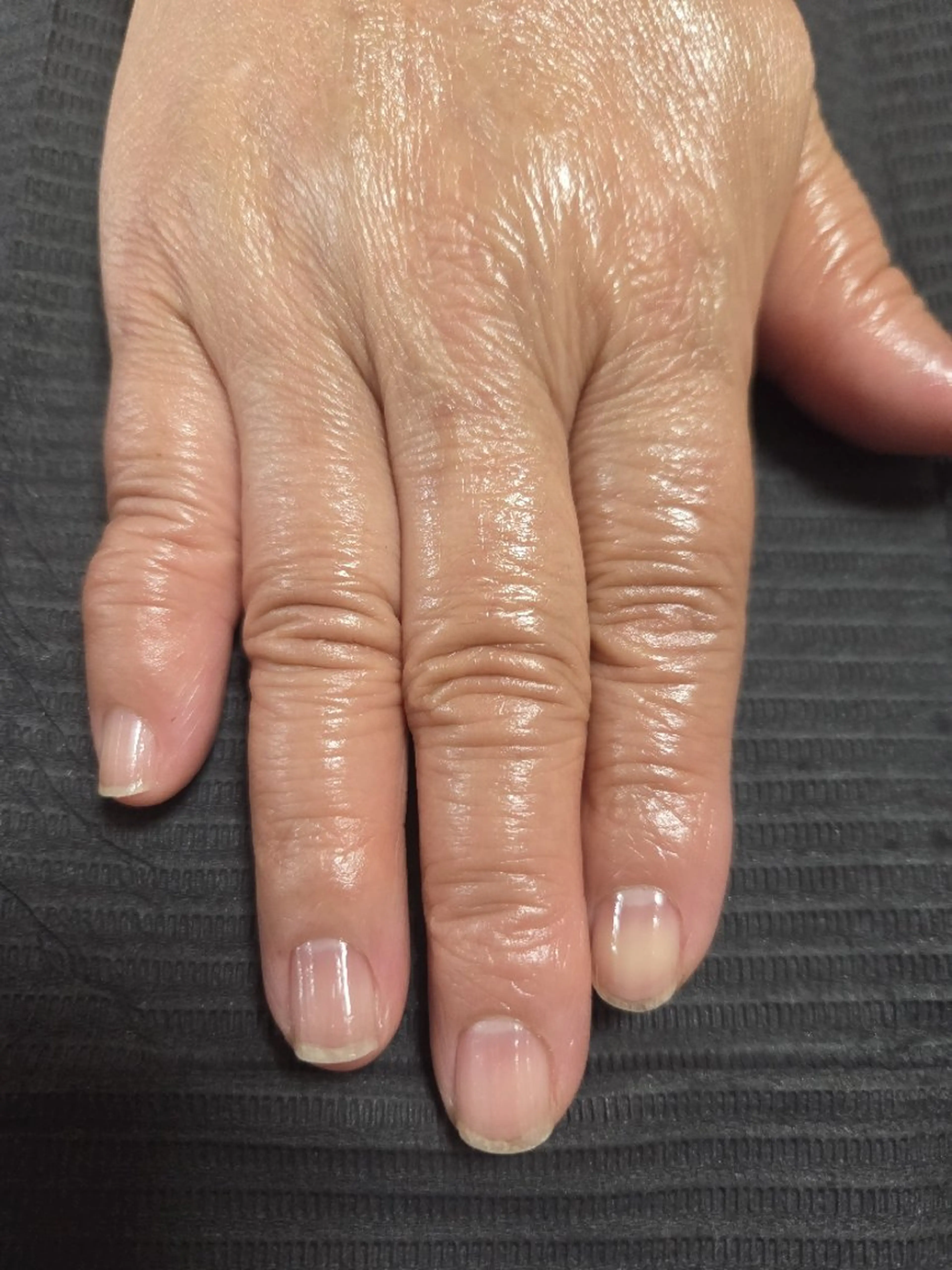 ネイル hana.nail 自爪育成サロンのネイルデザイン