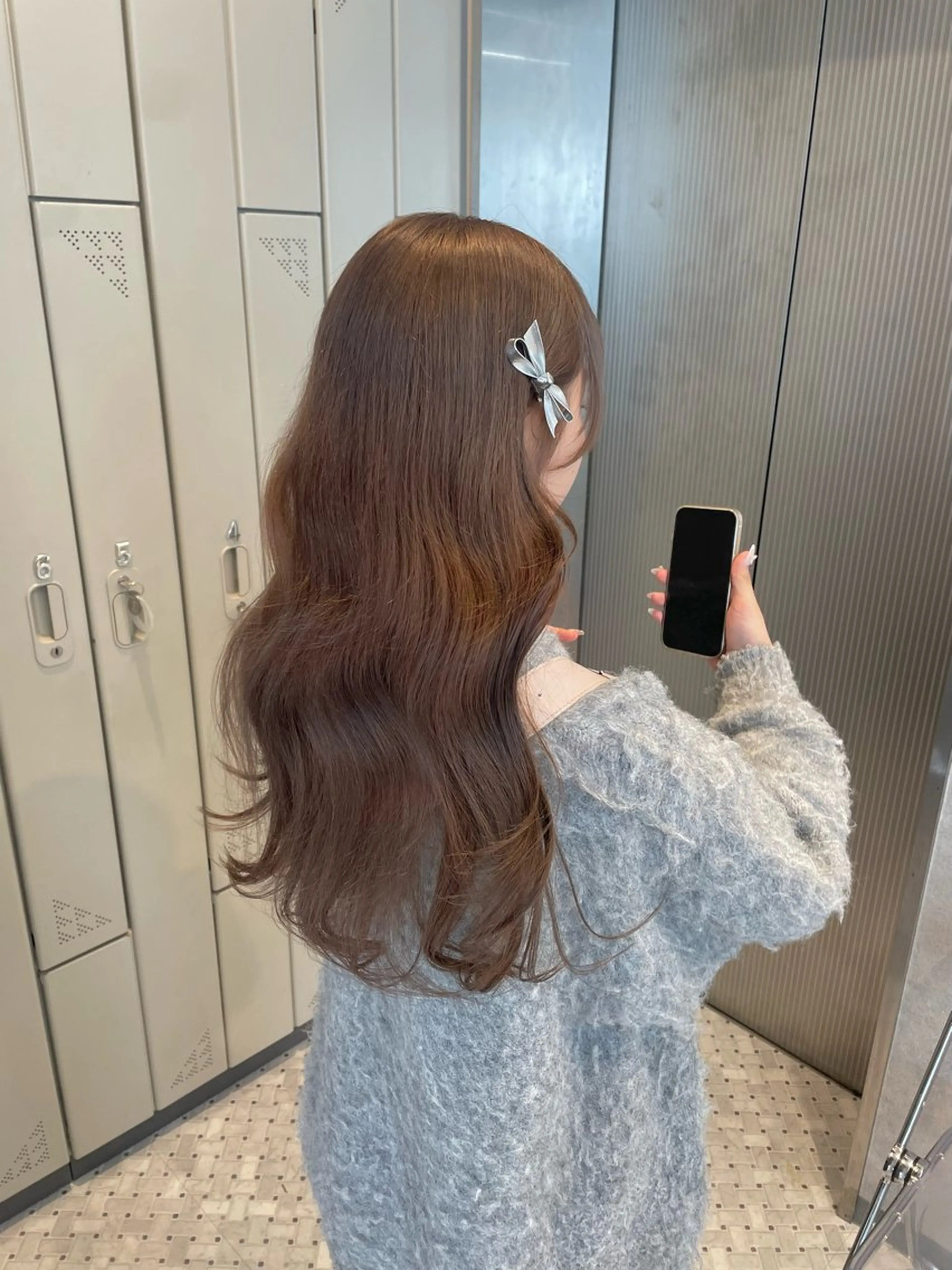 ロング 女性スタイリスト専門サロン Zina 天神西通り所属・艶髪韓国ヘア MANAMI🎀のヘアスタイル