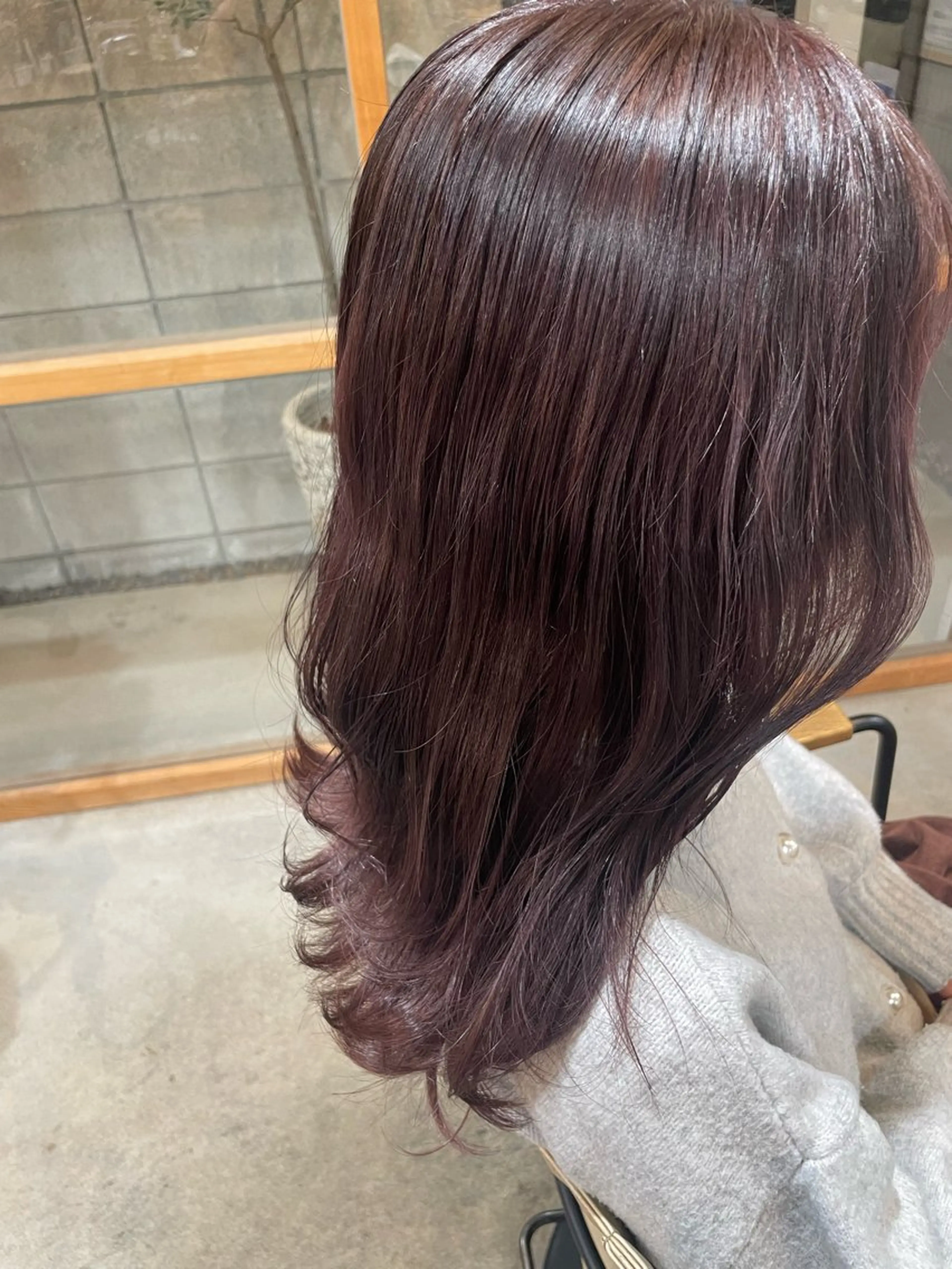 ロング カラー ラベンダーカラー ヘアカラー 笹川 桃歌のヘアスタイル