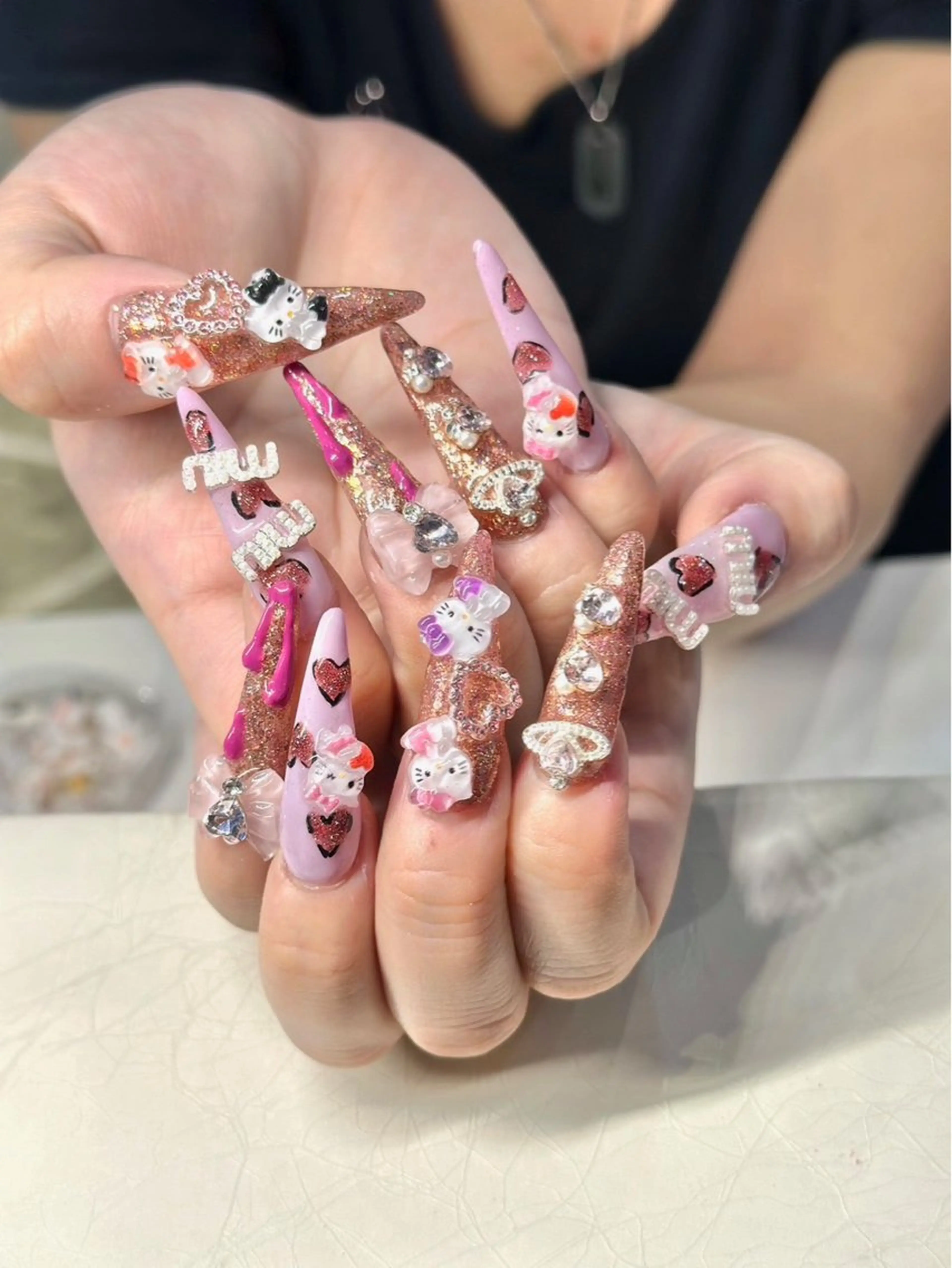 ロング まつい さきのネイルデザイン