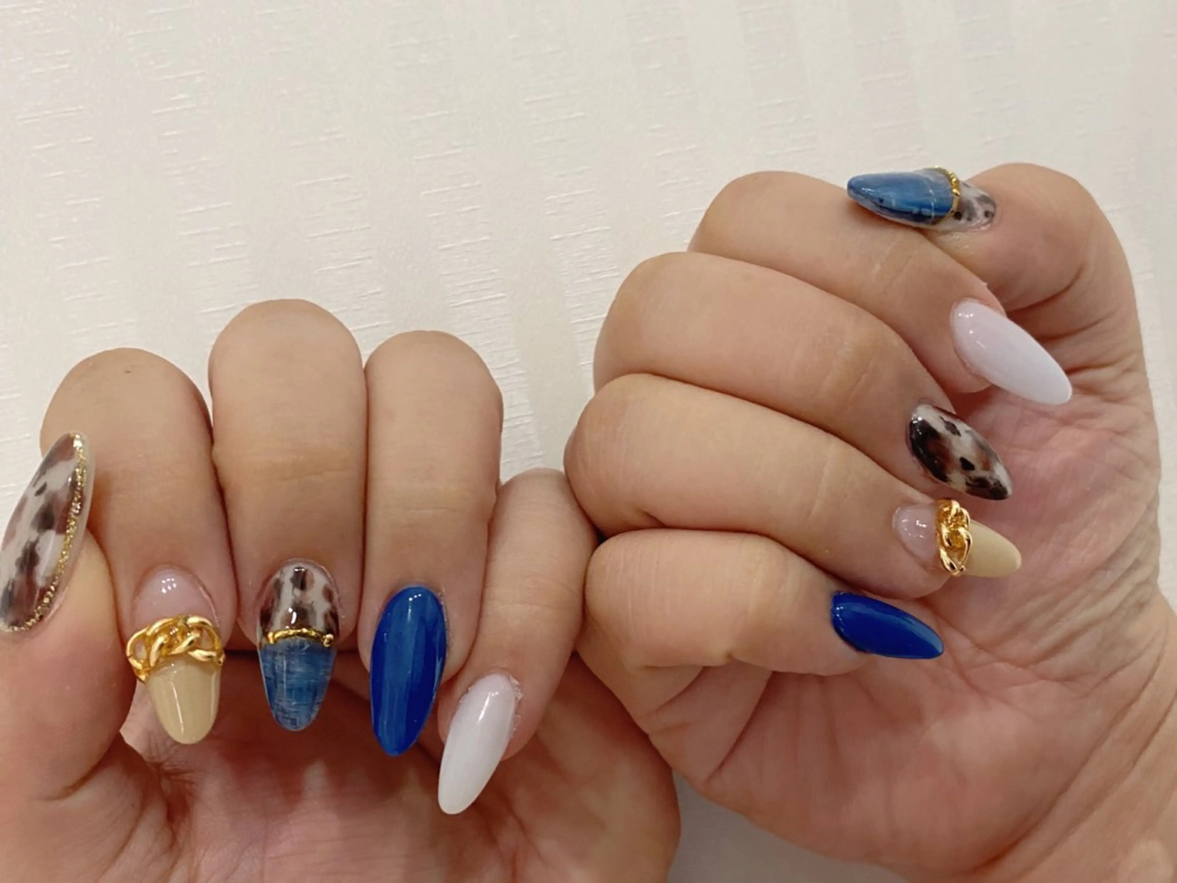 セミロング ハンドネイル Nail  R💫 naoのネイルデザイン