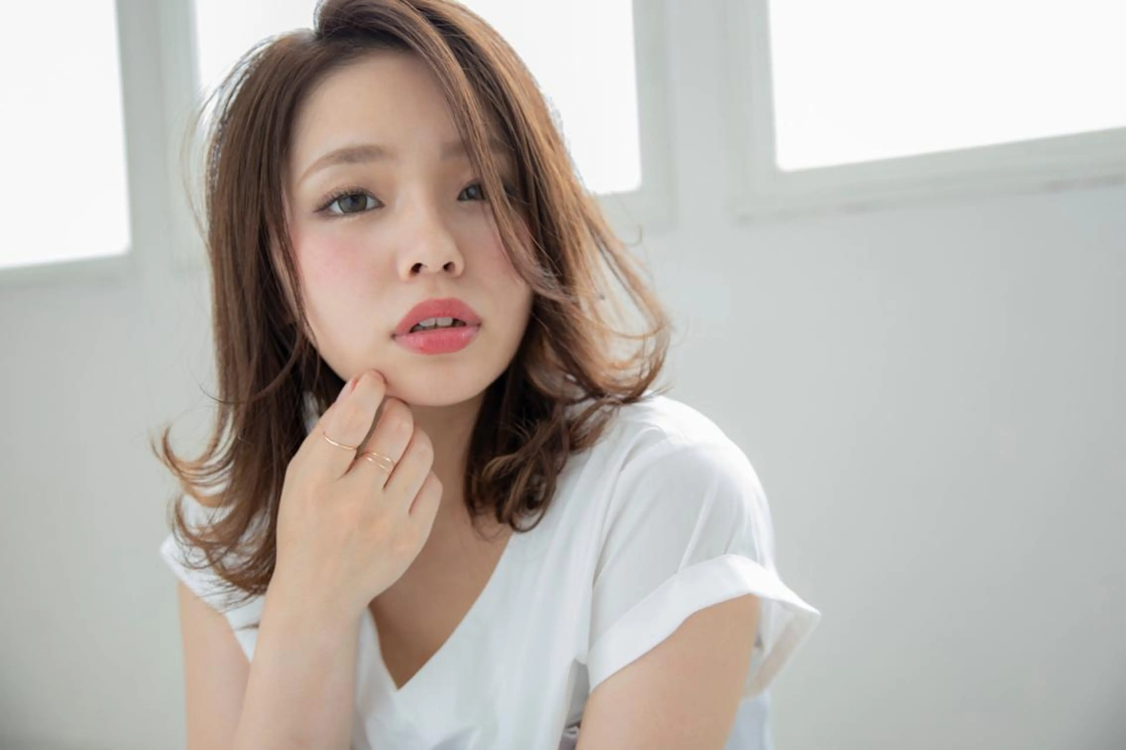 セミロング カラー ボブ 髪質改善 酸性ストレート ヘアケア特化型サロン newi 京橋のヘアスタイル