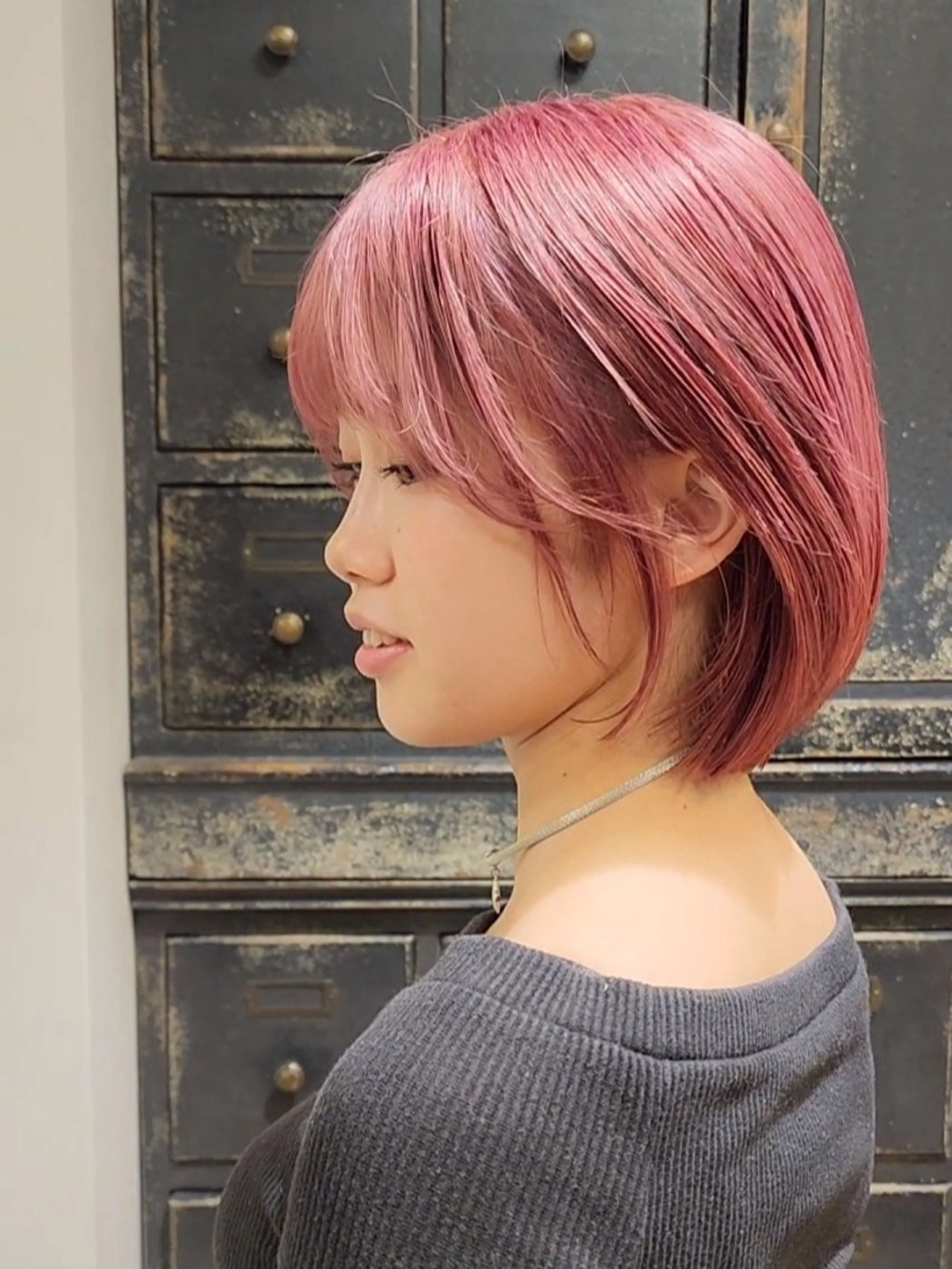 ショート カラー ブリーチ quiora所属・奉書 隆浩のヘアスタイル