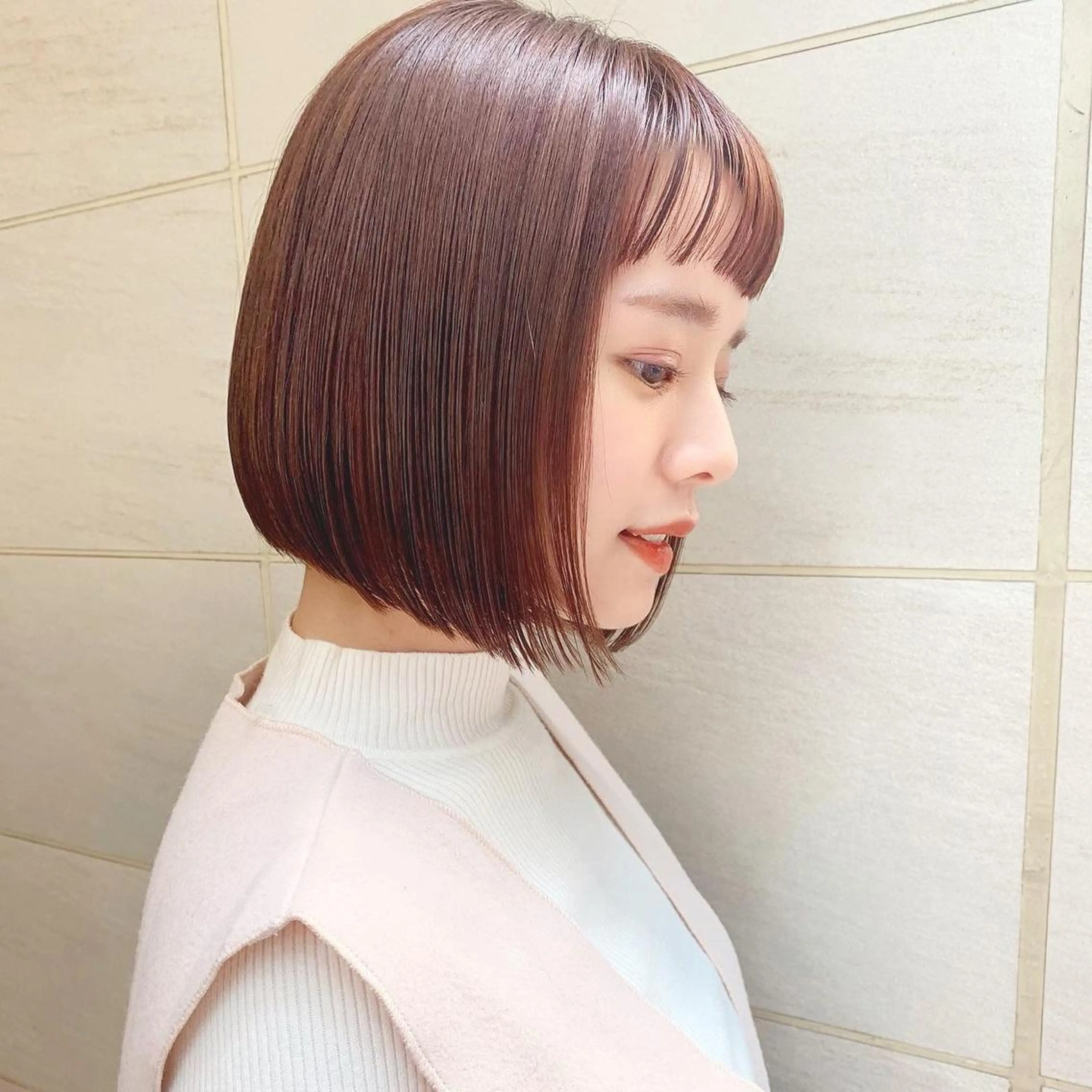 ショート カラー 切りっぱなしボブ ブラウンカラー ピンクカラー ピンクブラウン ボブ カット ヘアカラー トリートメント 🌱小顔ヘア/ボブ ミディアム/双葉🌱のヘアスタイル