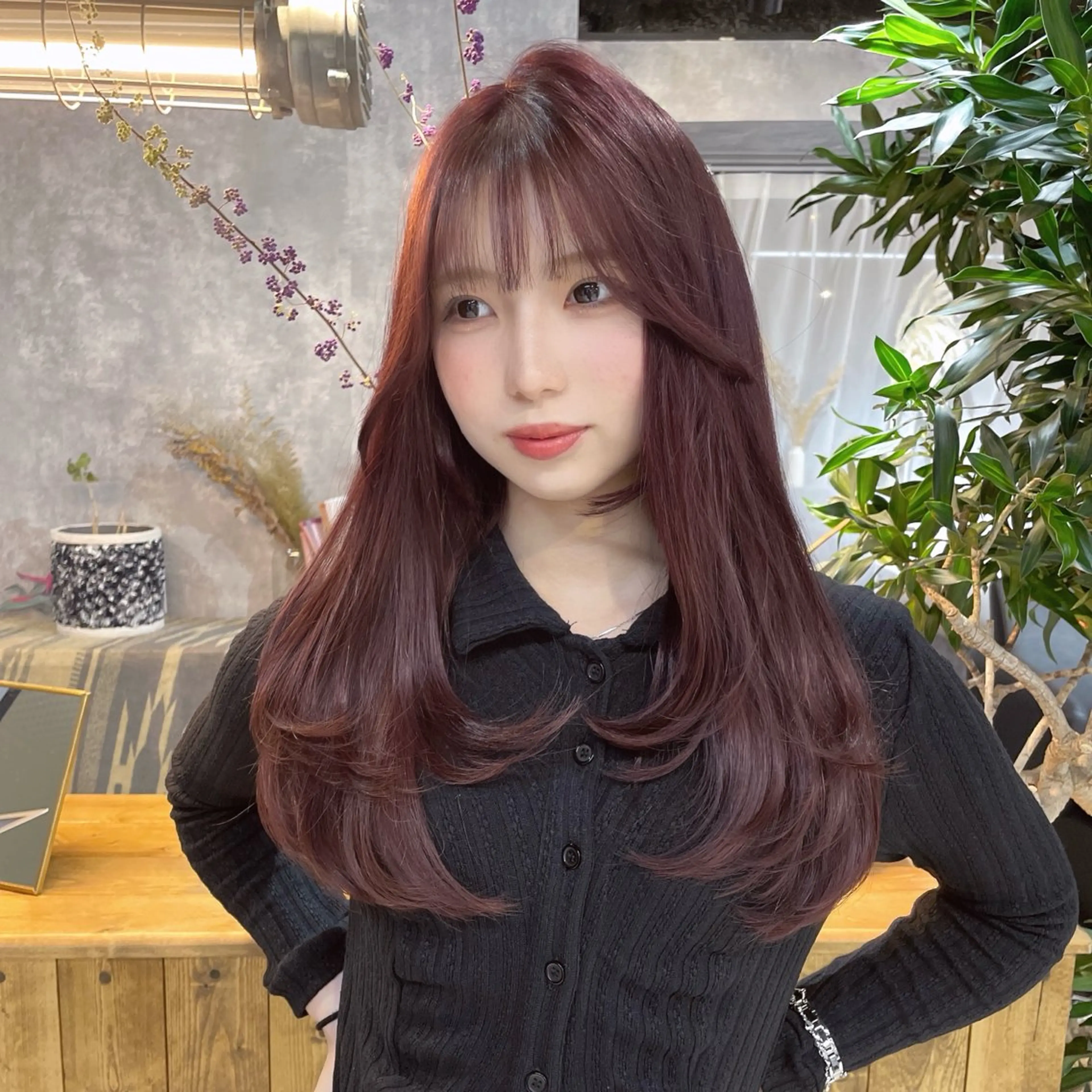 ロング カラー ロングレイヤー 韓国風ヘア レイヤーカット ロング ワンホンレイヤー カット トリートメント .ico所属・宮城 ほのかのヘアスタイル