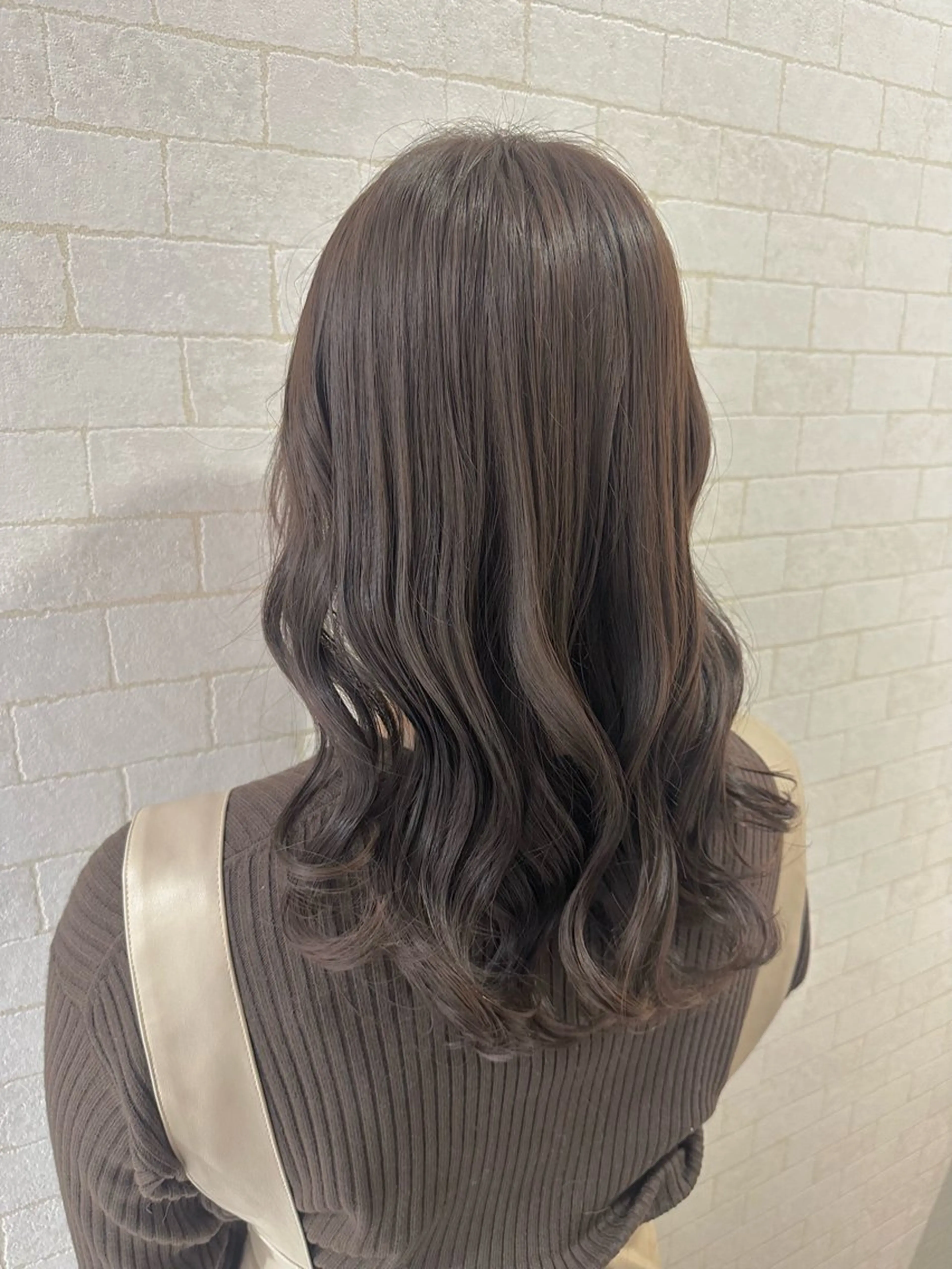 セミロング カラー ブリーチ 透明感カラー ダブルカラー ブリーチなしカラー 顔まわりレイヤー 大人レイヤー& 透明感カラー💄のヘアスタイル
