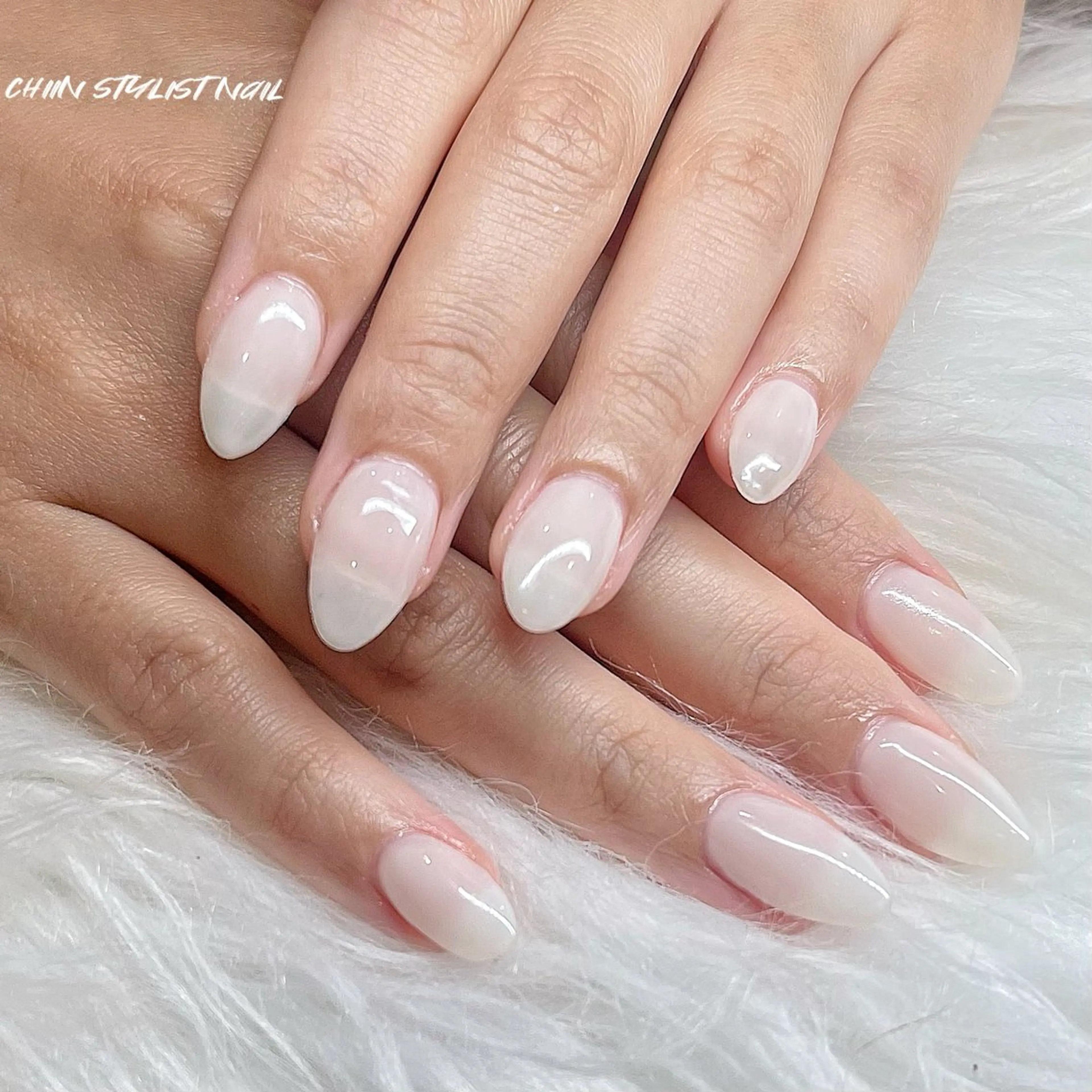 ミディアム Chiin Nail Stylistのネイルデザイン