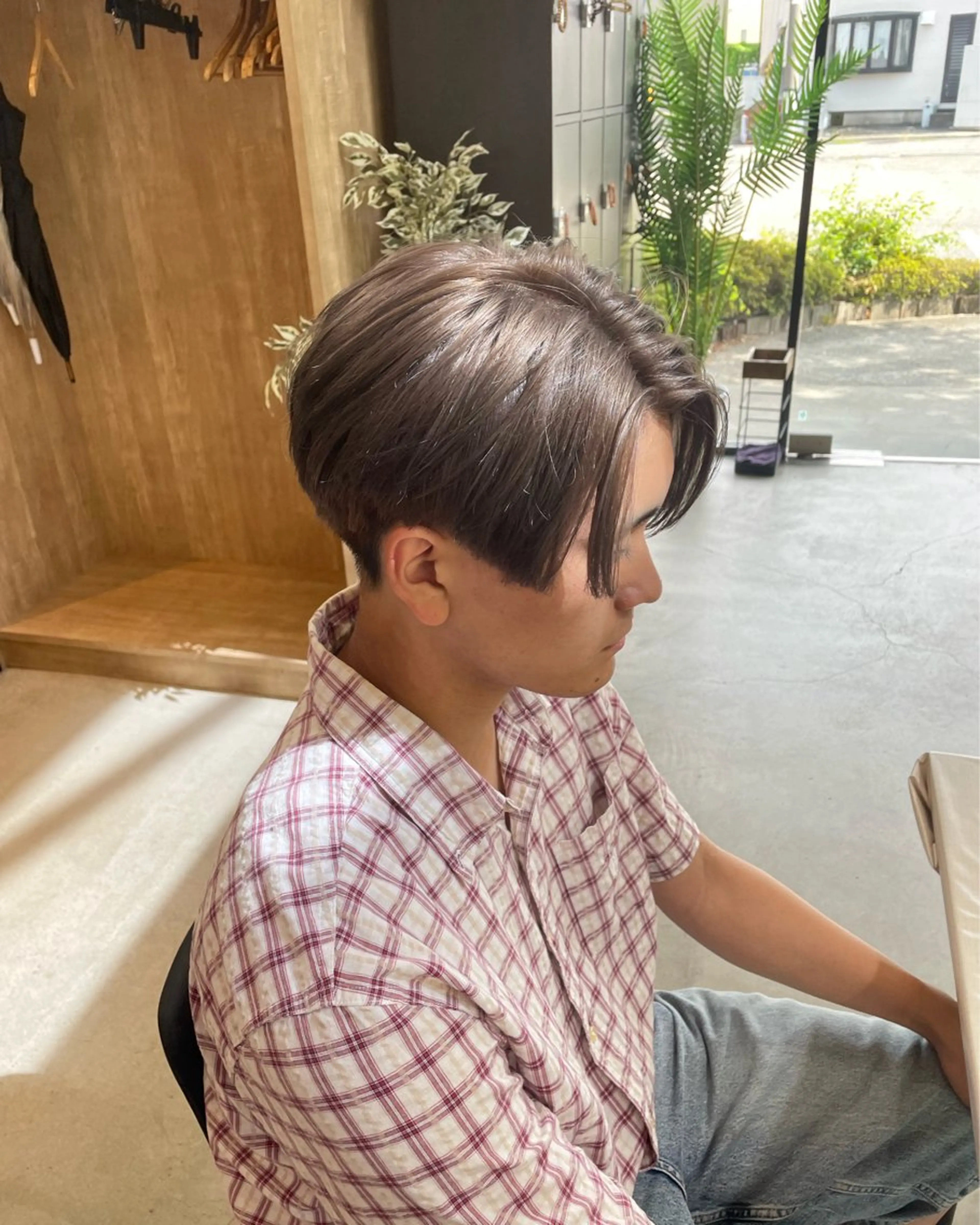 ショート メンズ センターパート テラダ ユウシンのヘアスタイル