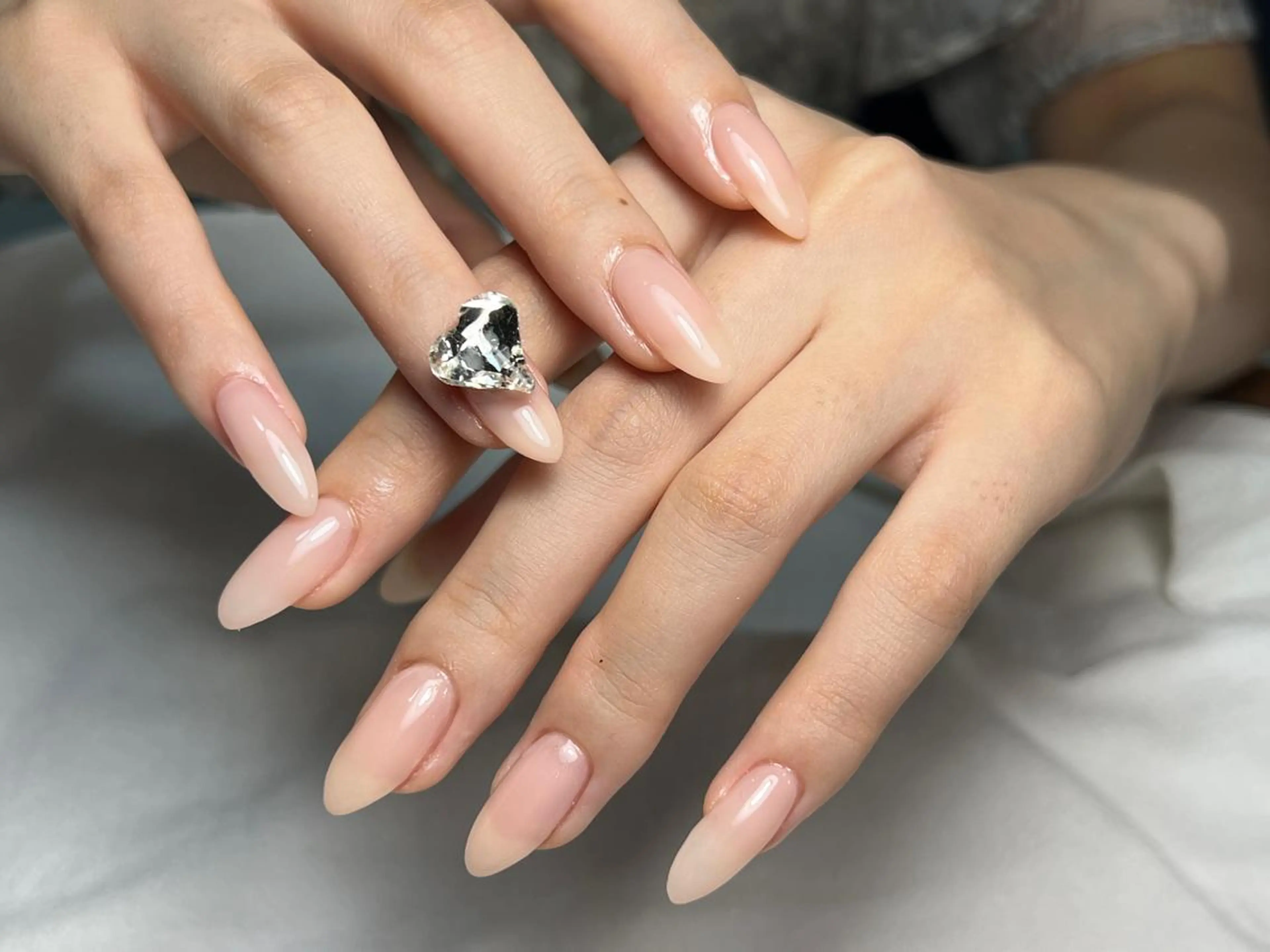 ネイル ワンカラーネイル lucky nail 歌舞伎町のネイルデザイン