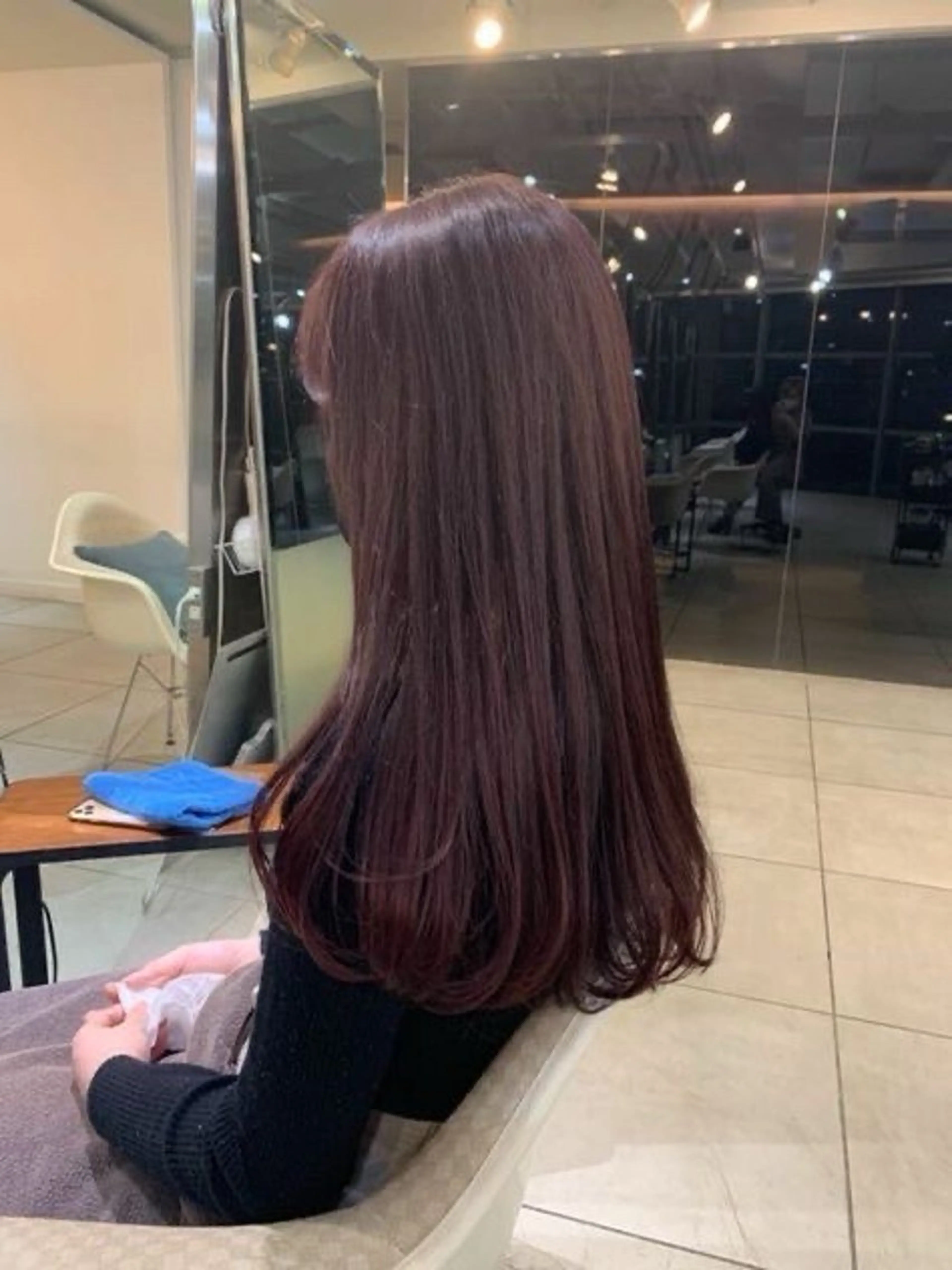 カラー 長房 珠羽のヘアスタイル