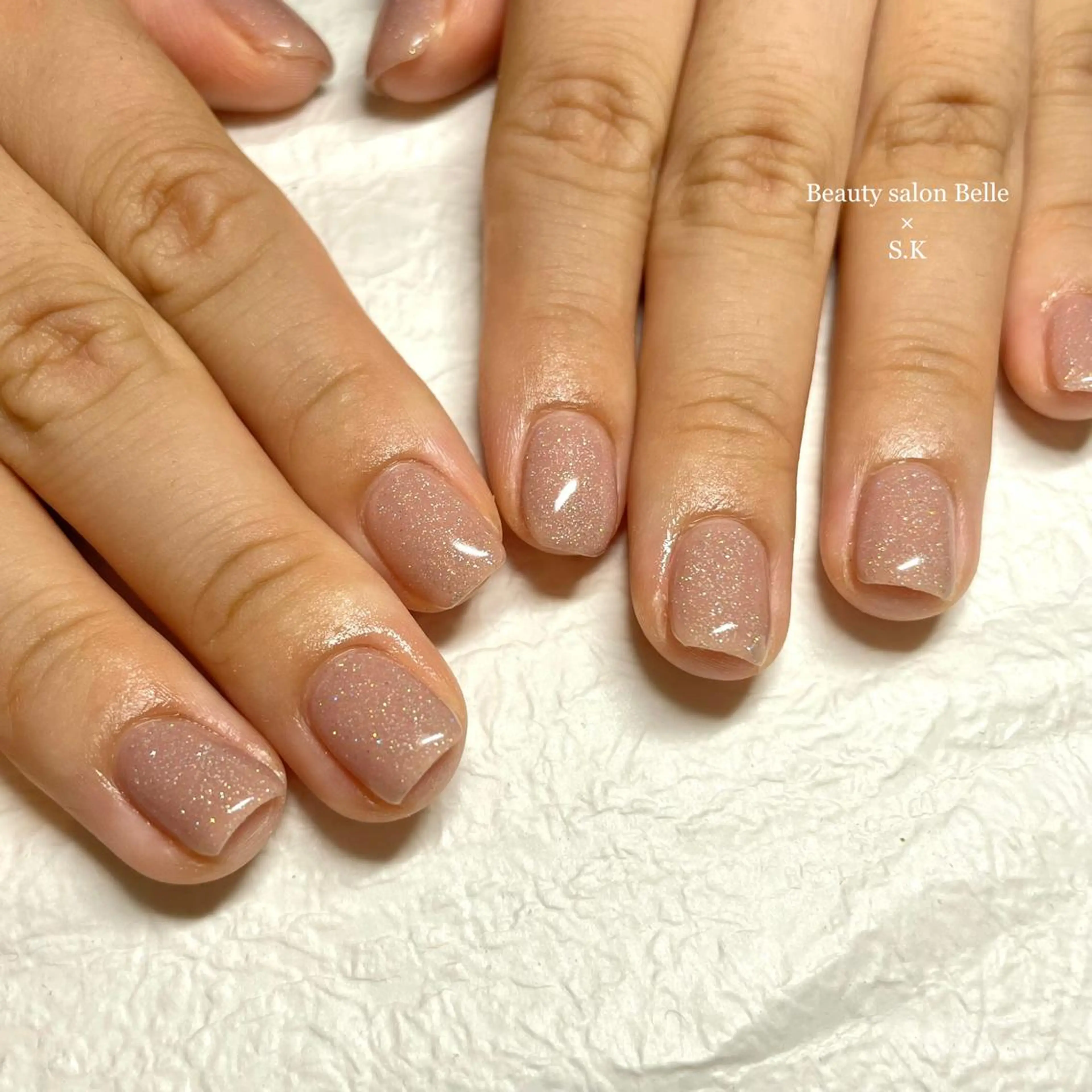 ミディアム ネイル ラメ(グリッター) ラヴィアンローズ所属・S. kurumiのネイルデザイン