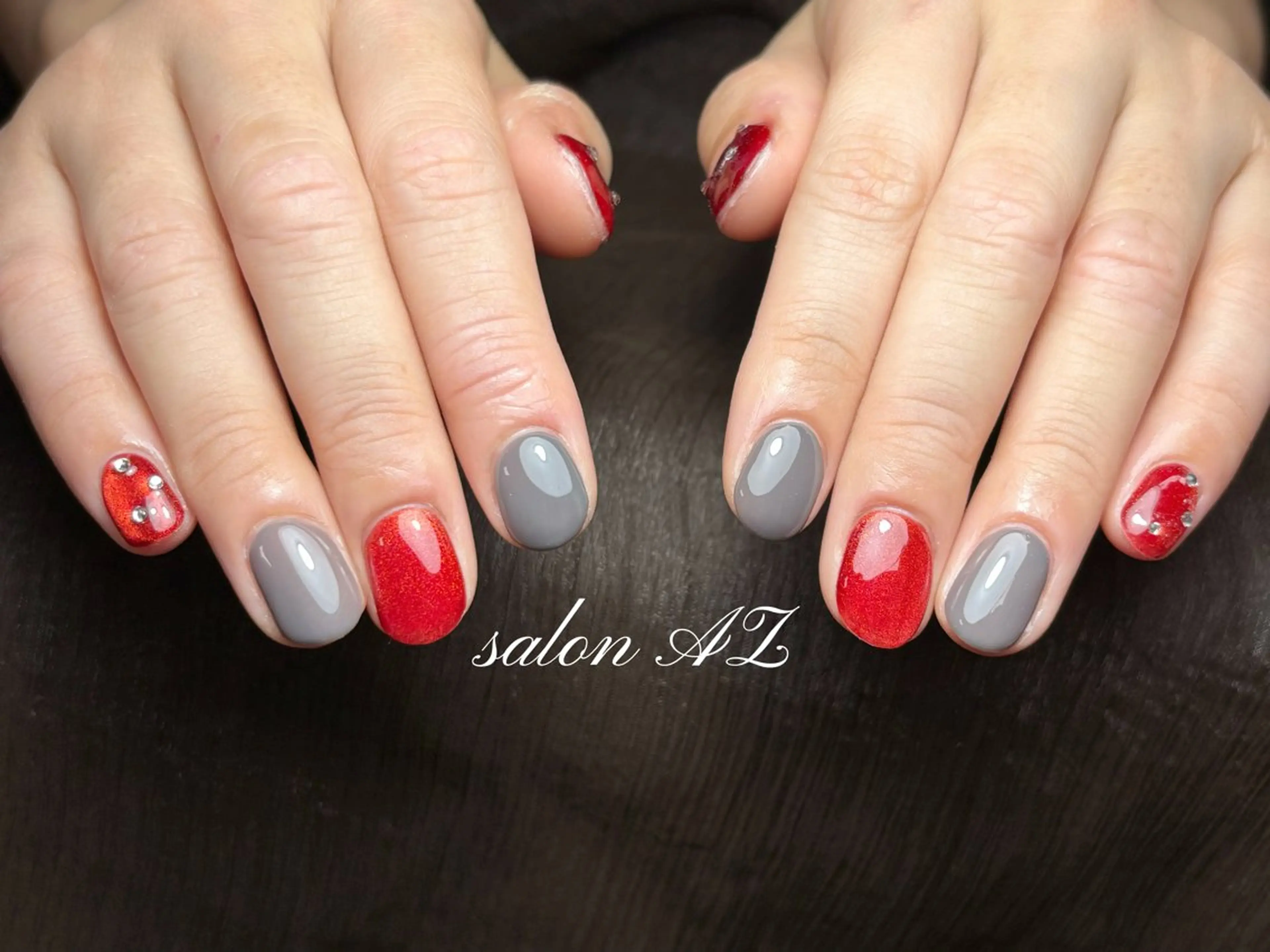 ネイル 長さ出し フットネイル フレンチネイル マグネットネイル ニュアンスネイル ハンドネイル salonAZ トップネイリストのネイルデザイン