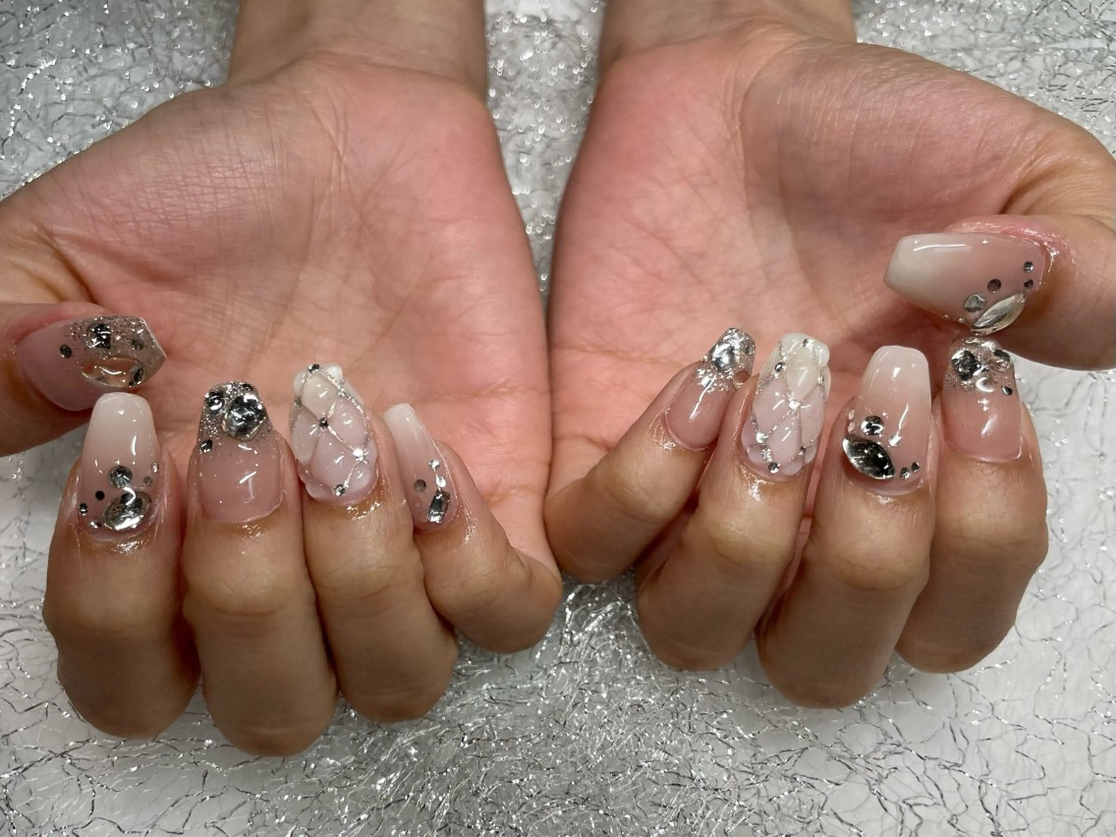 ネイル ハンドネイル I-nail Moeのネイルデザイン