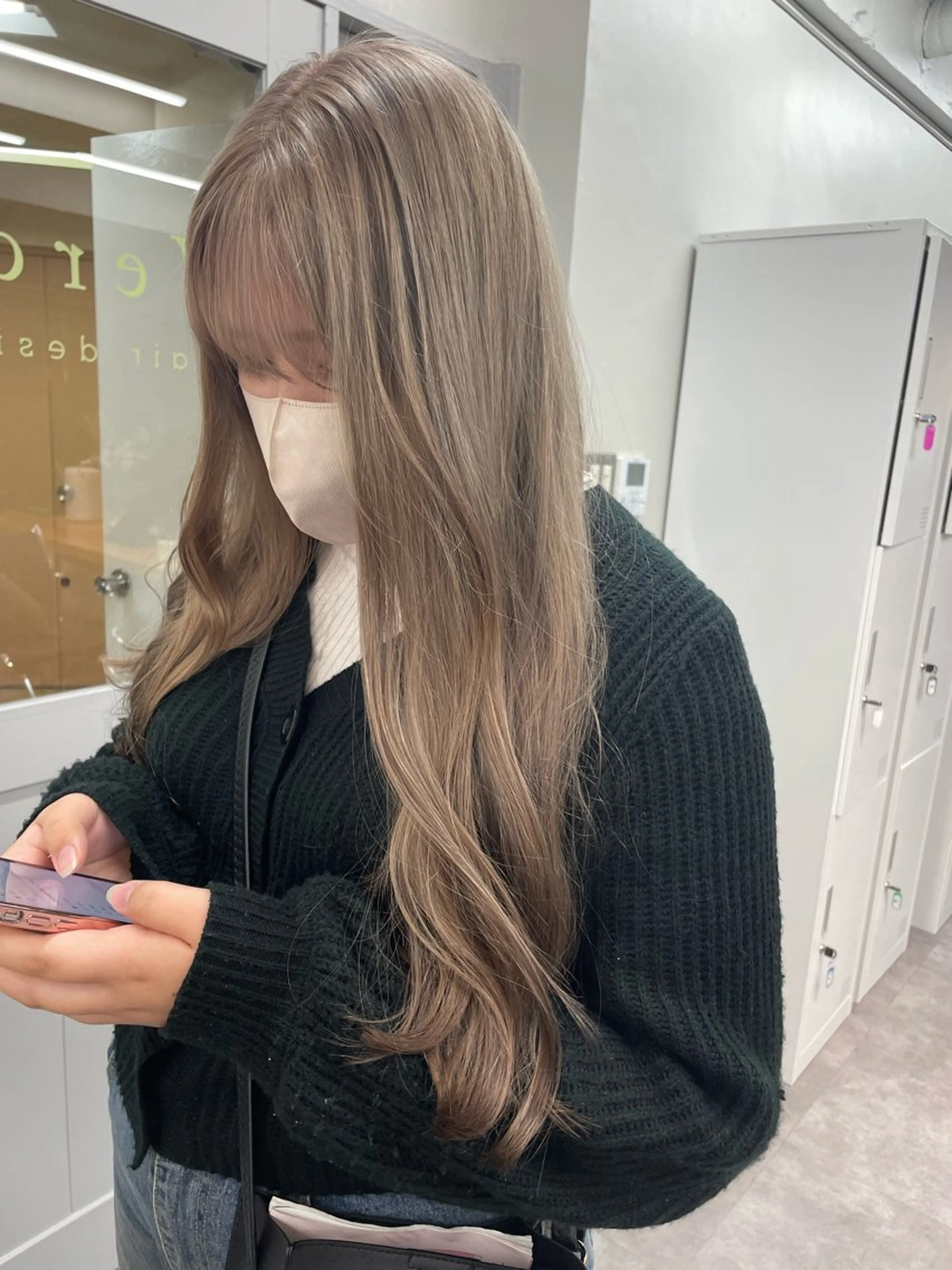 ロング カラー ヘアカラー 🌸柔らかハイトーン 🧃Shionのヘアスタイル