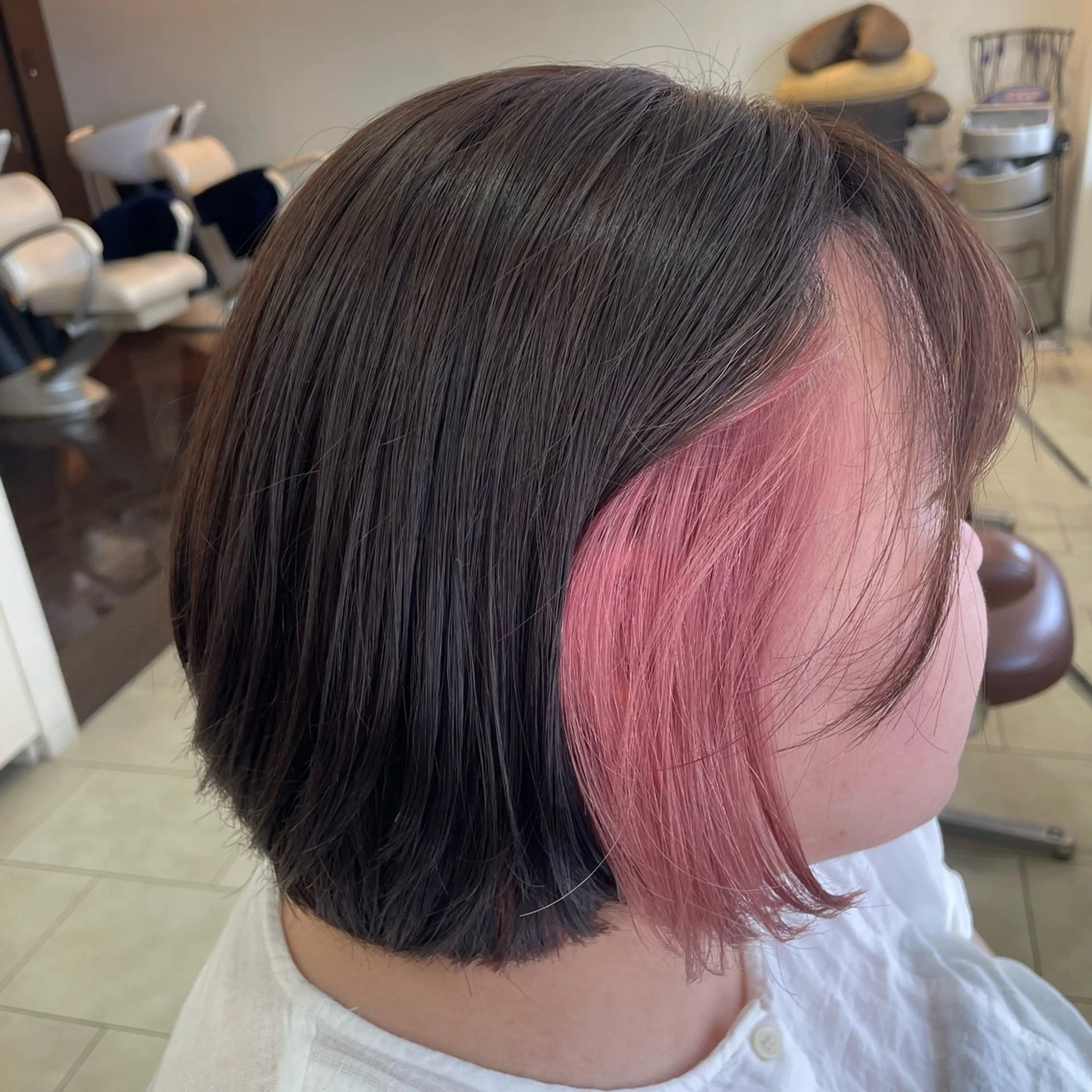ミディアム カラー 西村 亜弥のヘアスタイル