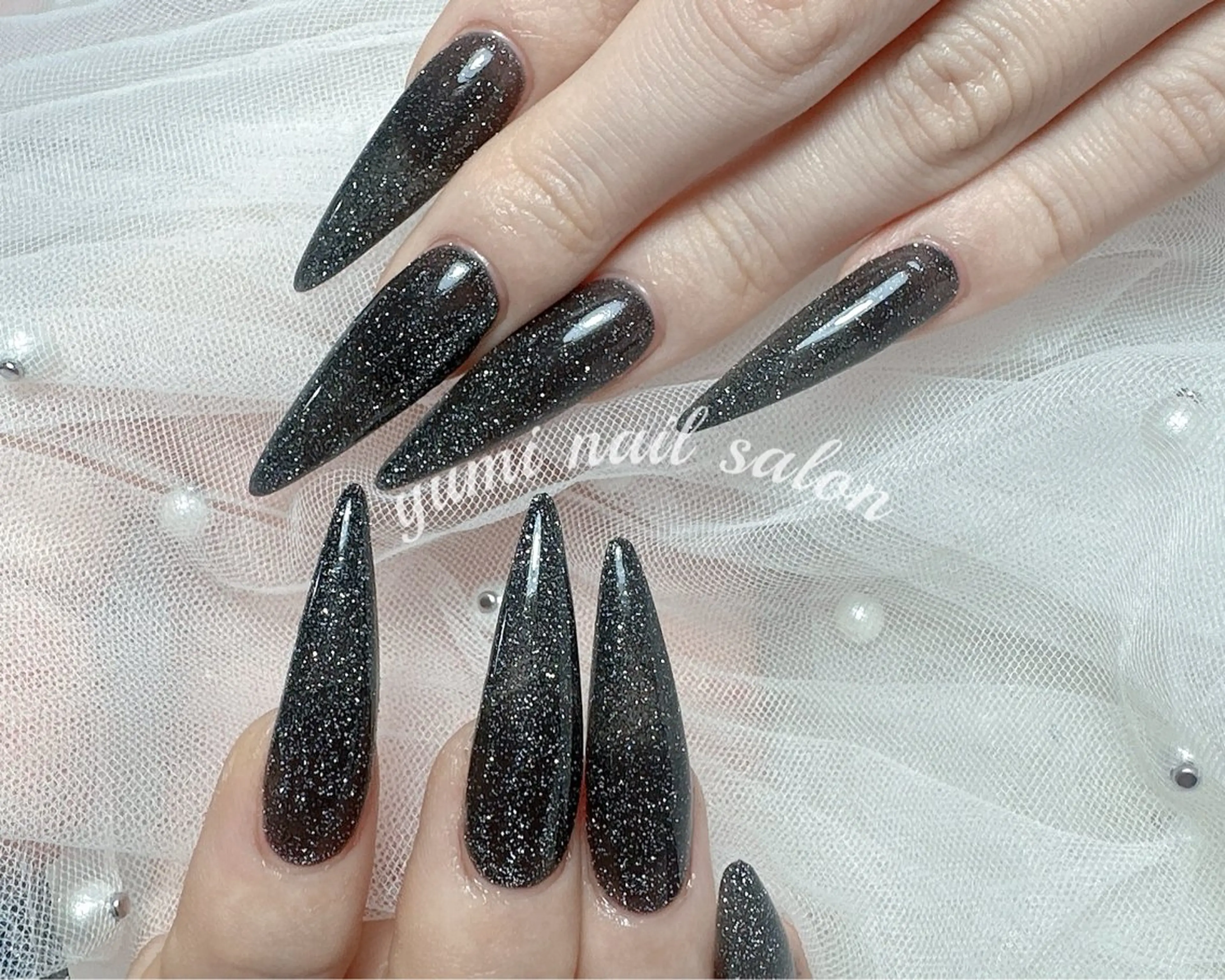 ネイル Shineジェル& チップ長さだしのネイルデザイン