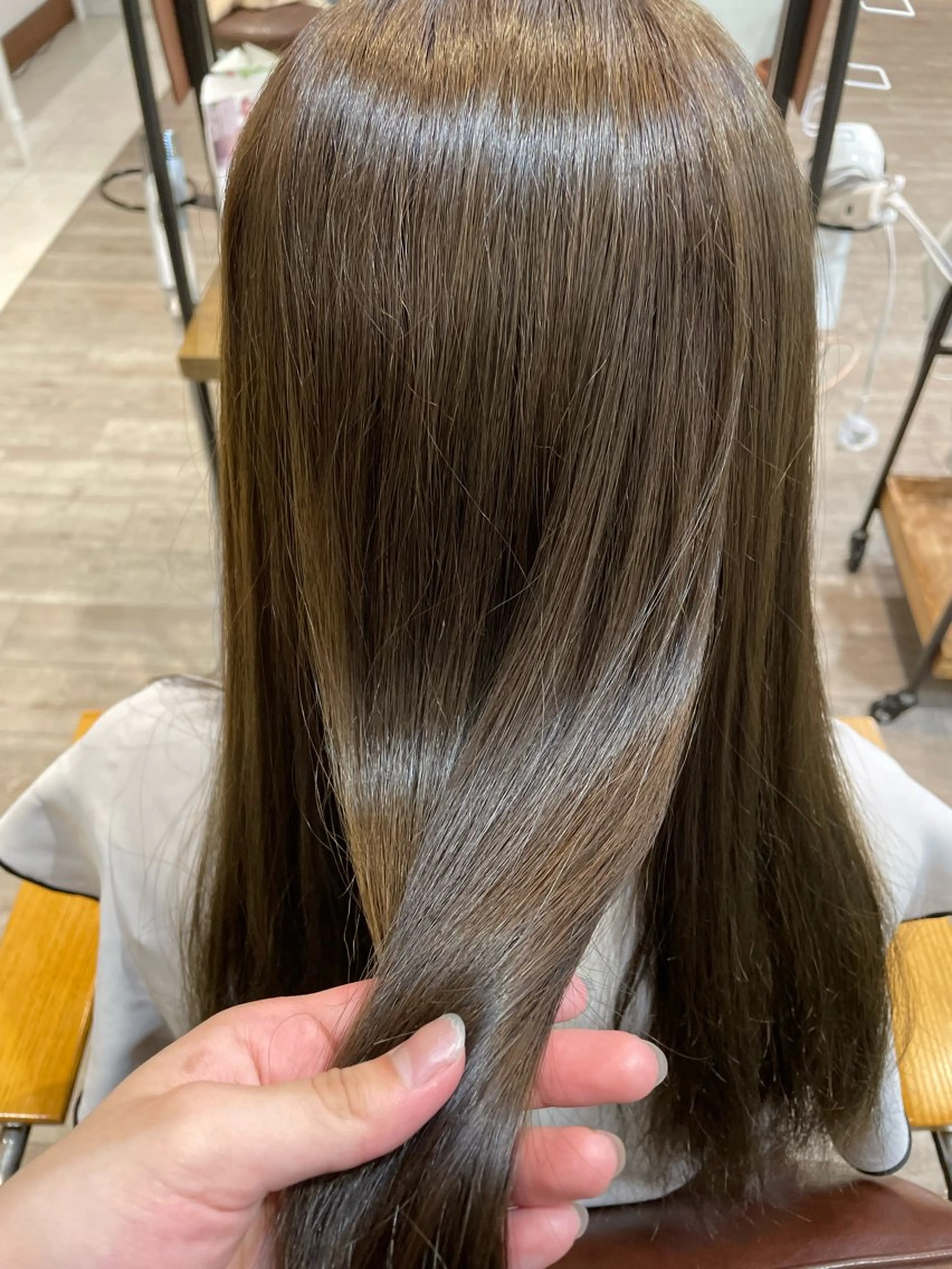 ロング カラー ヘアカラー トリートメント ながこ /透明感カラーのヘアスタイル