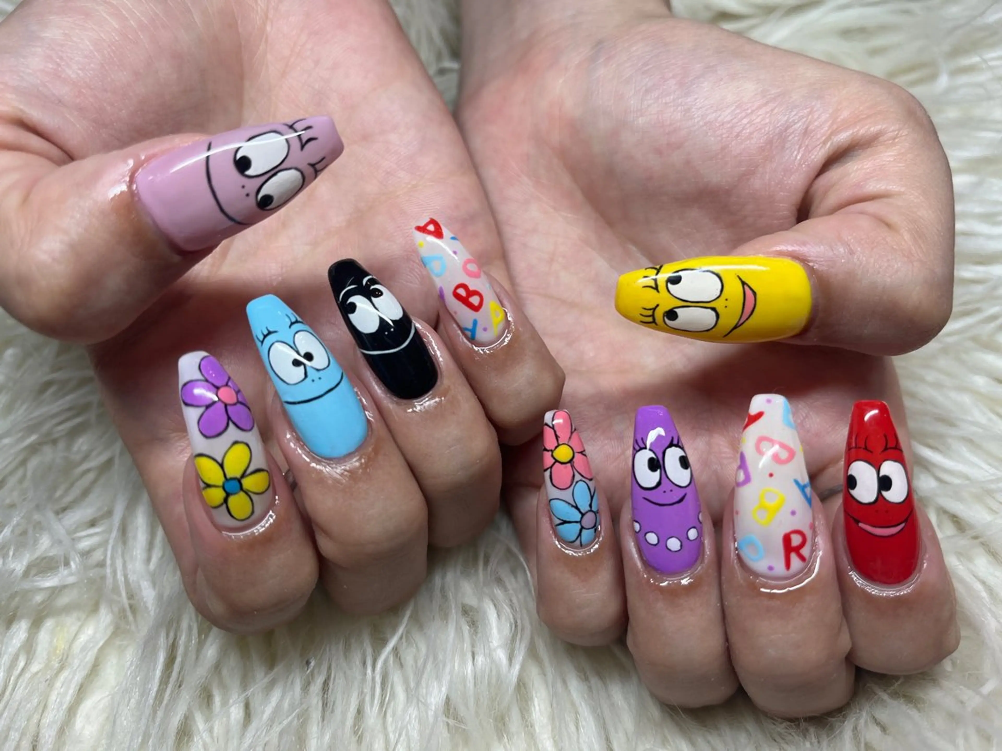 ネイル ハンドネイル フットネイル Nail salon LuaRのネイルデザイン