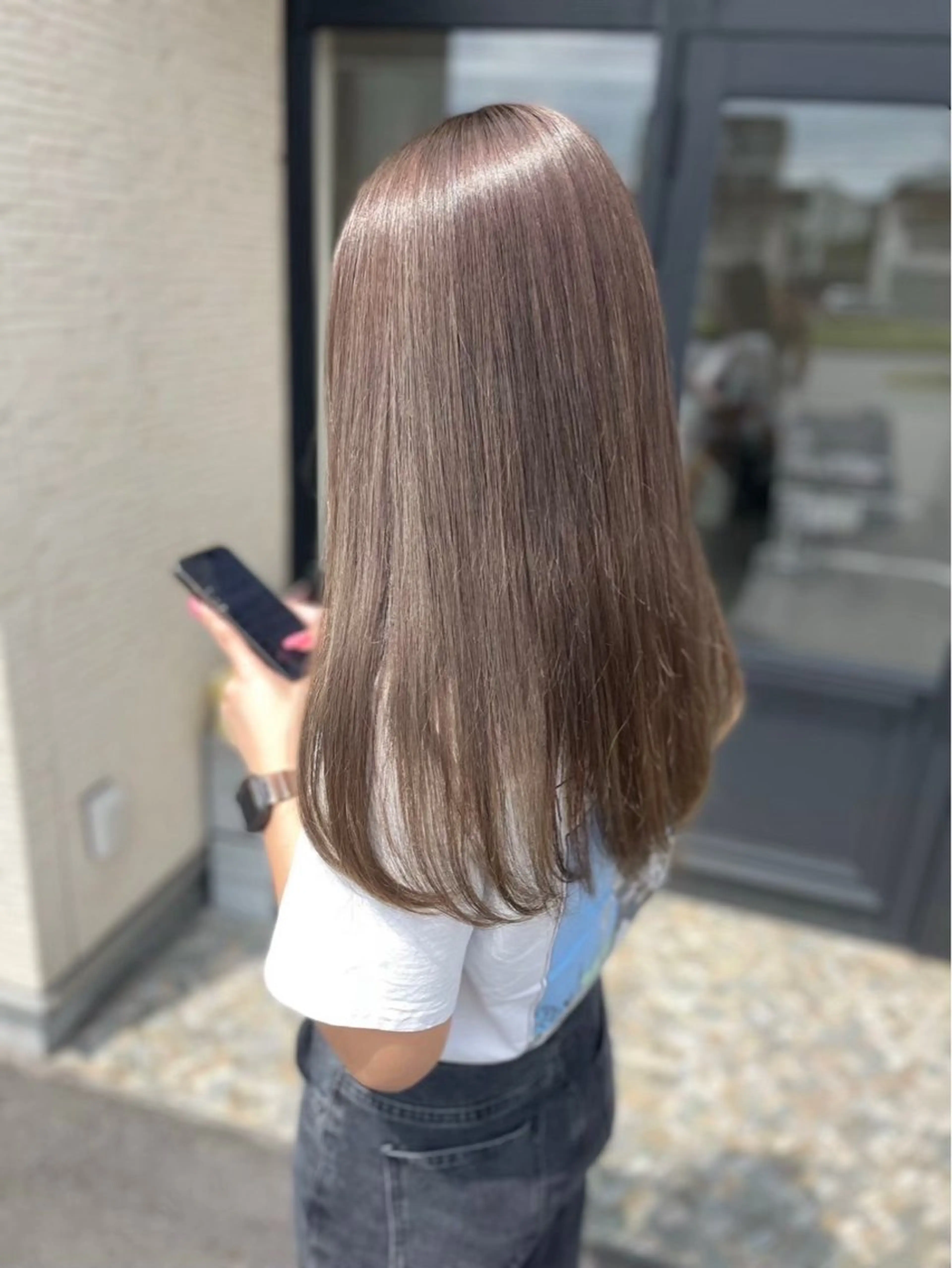 ロング カラー ブリーチ 透明感カラー ブリーチなしカラー ヘアカラー トリートメント 市川 陽菜のヘアスタイル