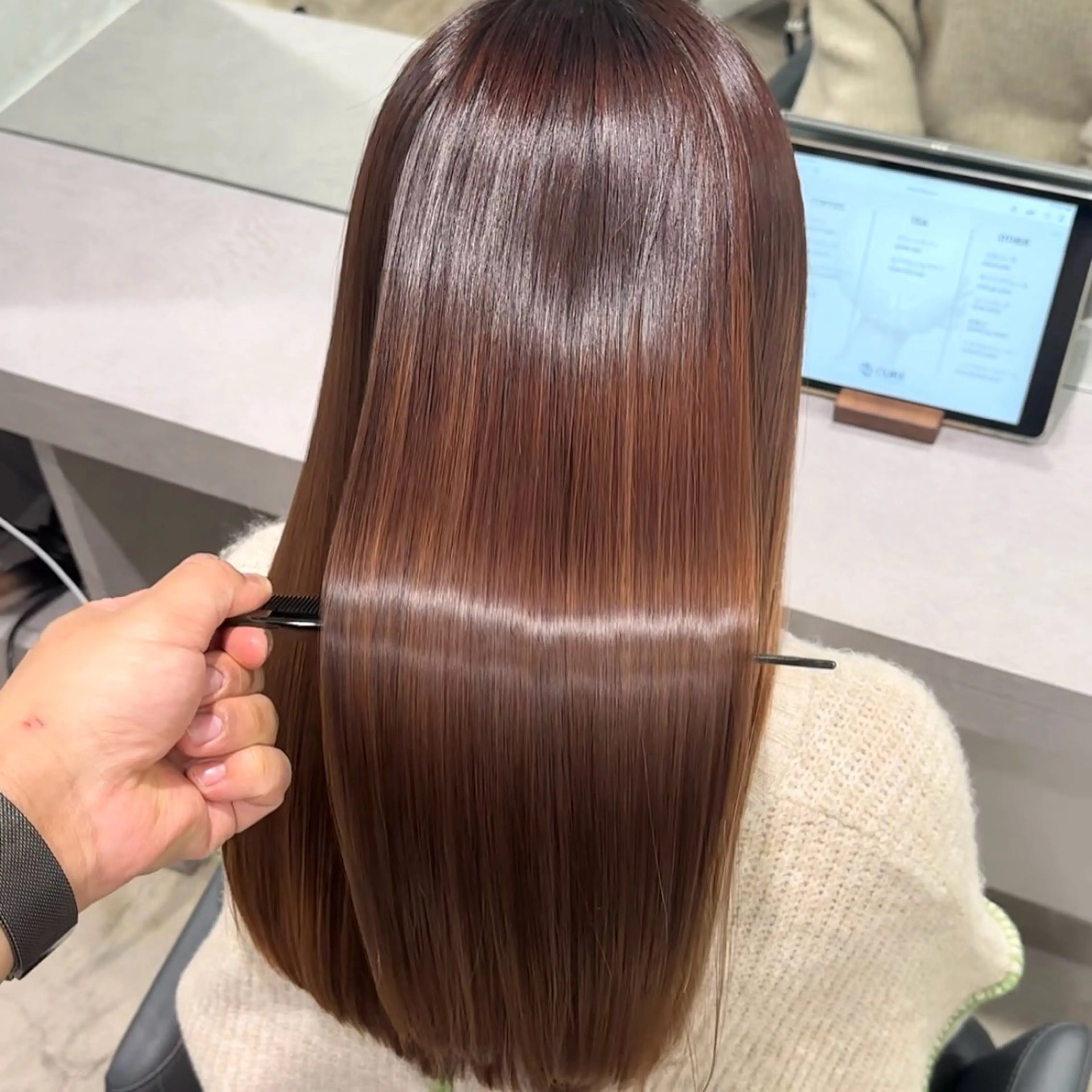 ロング 🚨無料縮毛矯正 モデル募集中🚨のヘアスタイル