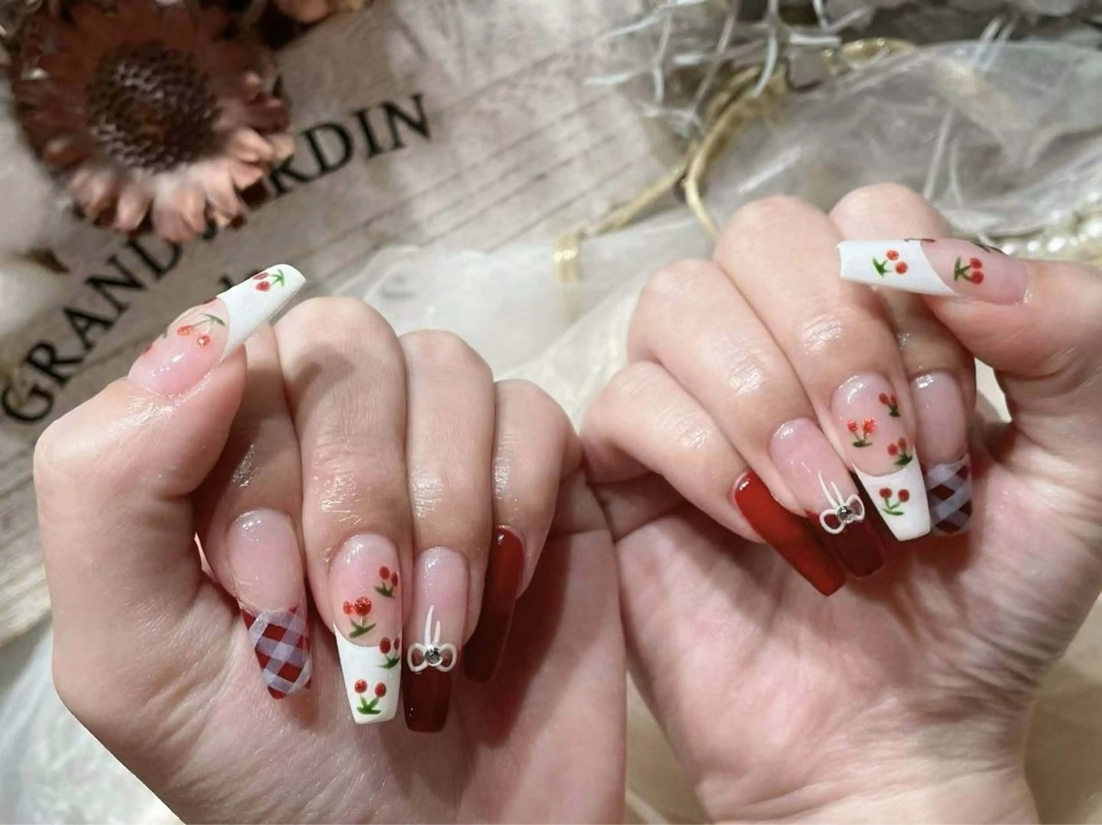 ネイル アートネイル フラワーネイル フットネイル フレンチネイル ジェルネイル Babarla Nailのネイルデザイン
