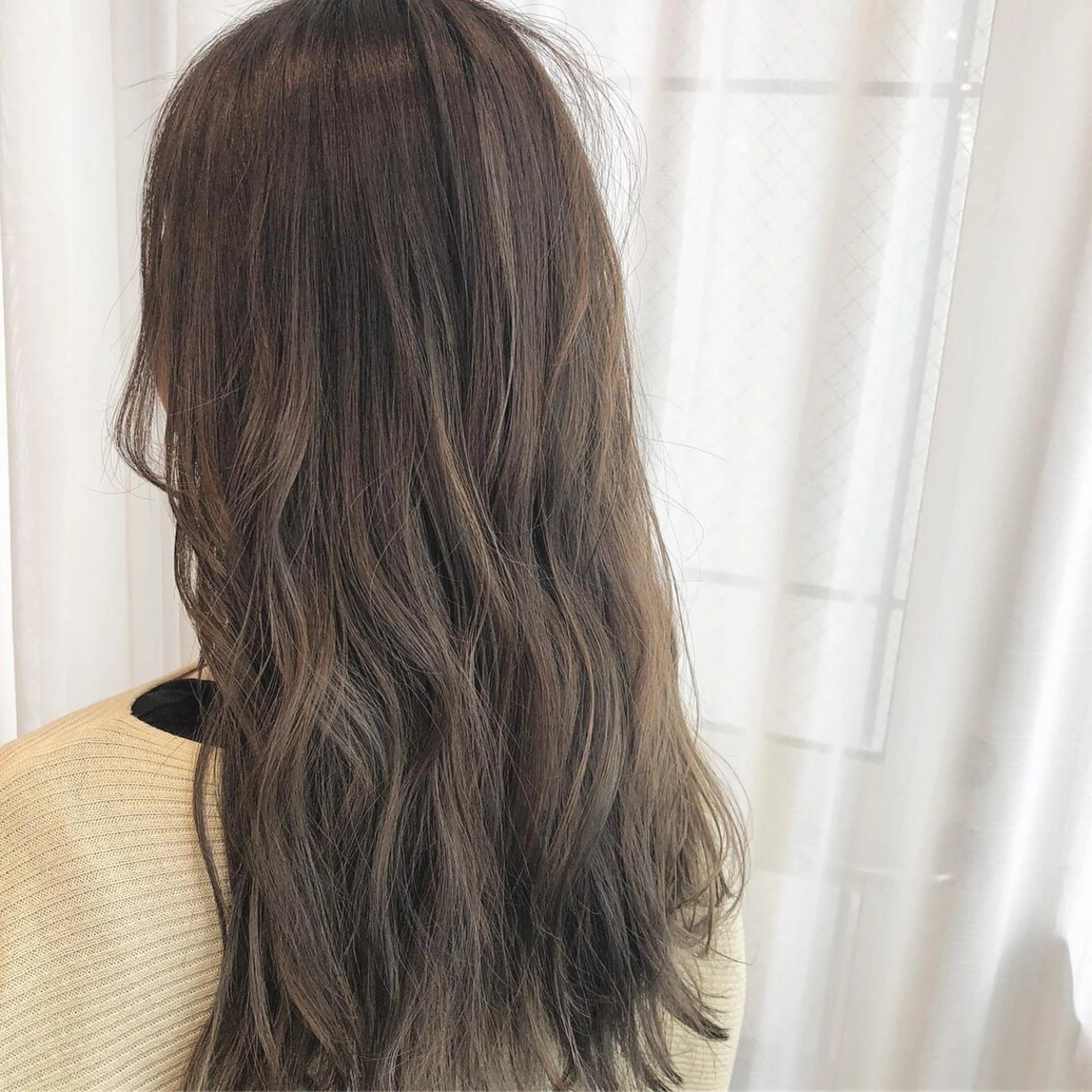 ロング カラー パーマ ヘアアレンジ メンズ キッズ ネイル マツエク・マツパ メンズハイライト ハイライトカラー イルミナカラー 外国人風カラー ハイライト AUBE HAIRazul吉祥寺所属・綺麗な髪質にしたい方 限定🌈清水　祥のヘアスタイル