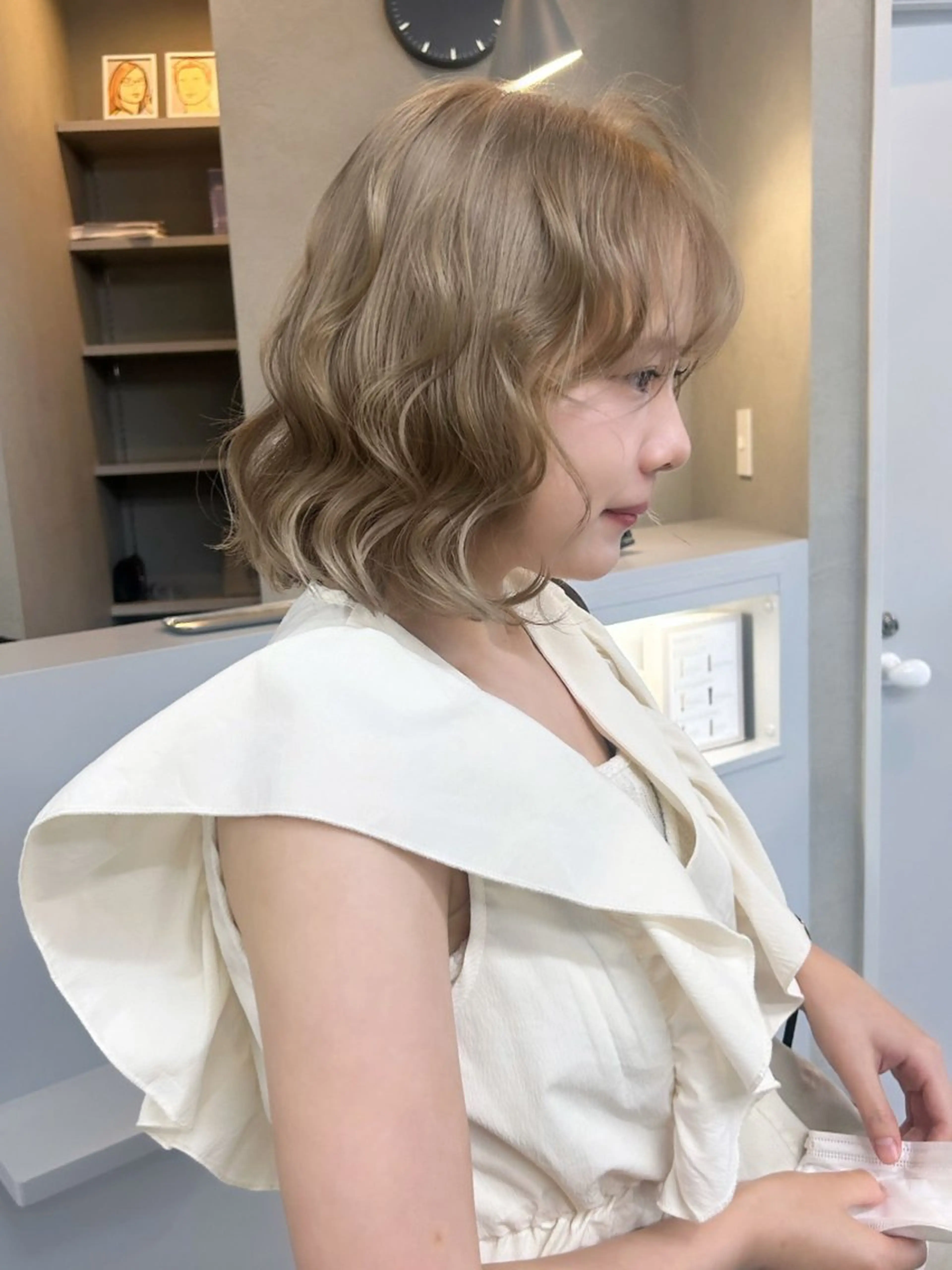 ミディアム カラー ハイトーンカラー ヘアカラー トリートメント moe🎀 透明感カラーのヘアスタイル