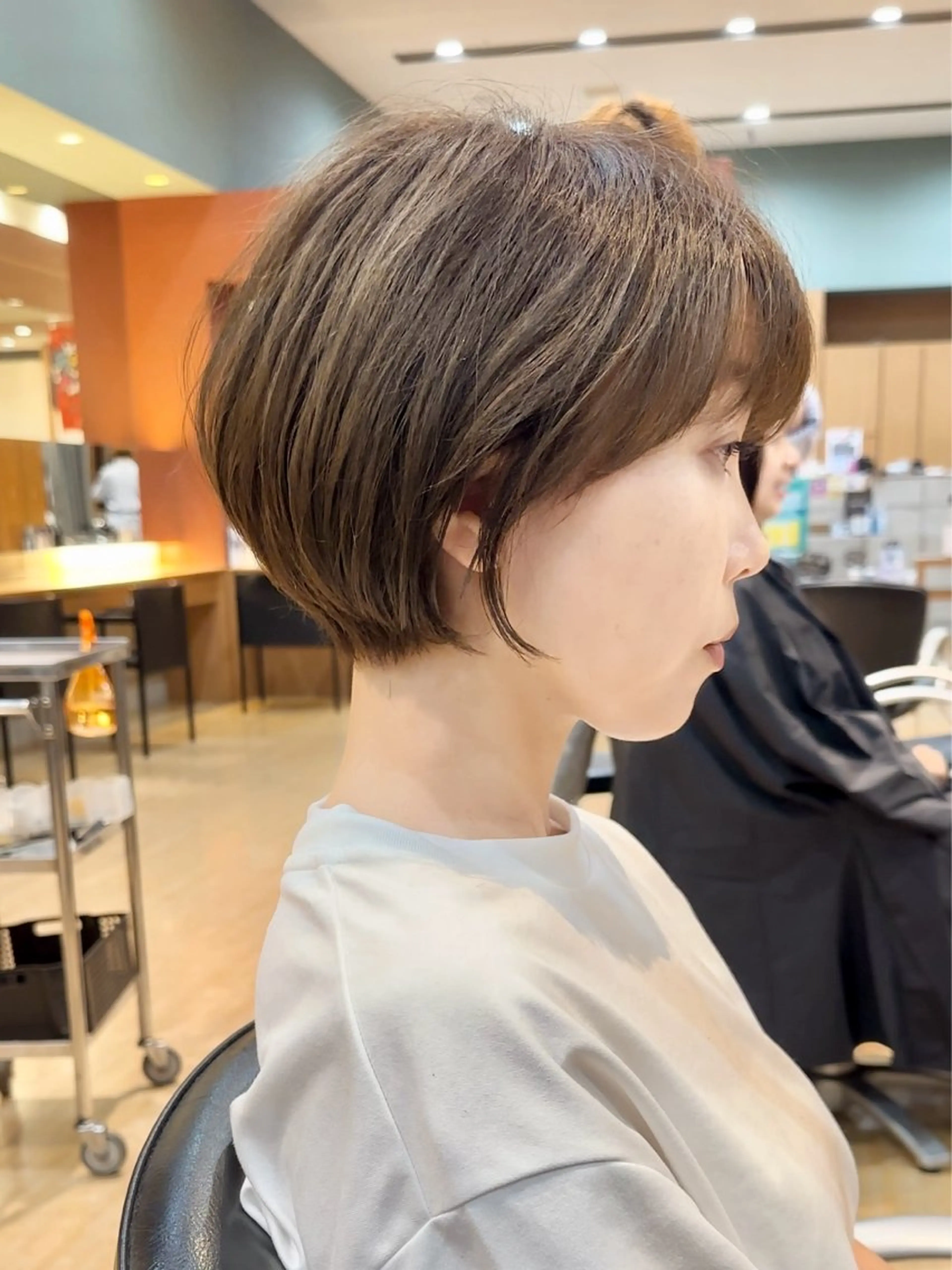 ショート カラー i.+sapporo所属・ショート/レイヤー /札幌/小山内のヘアスタイル