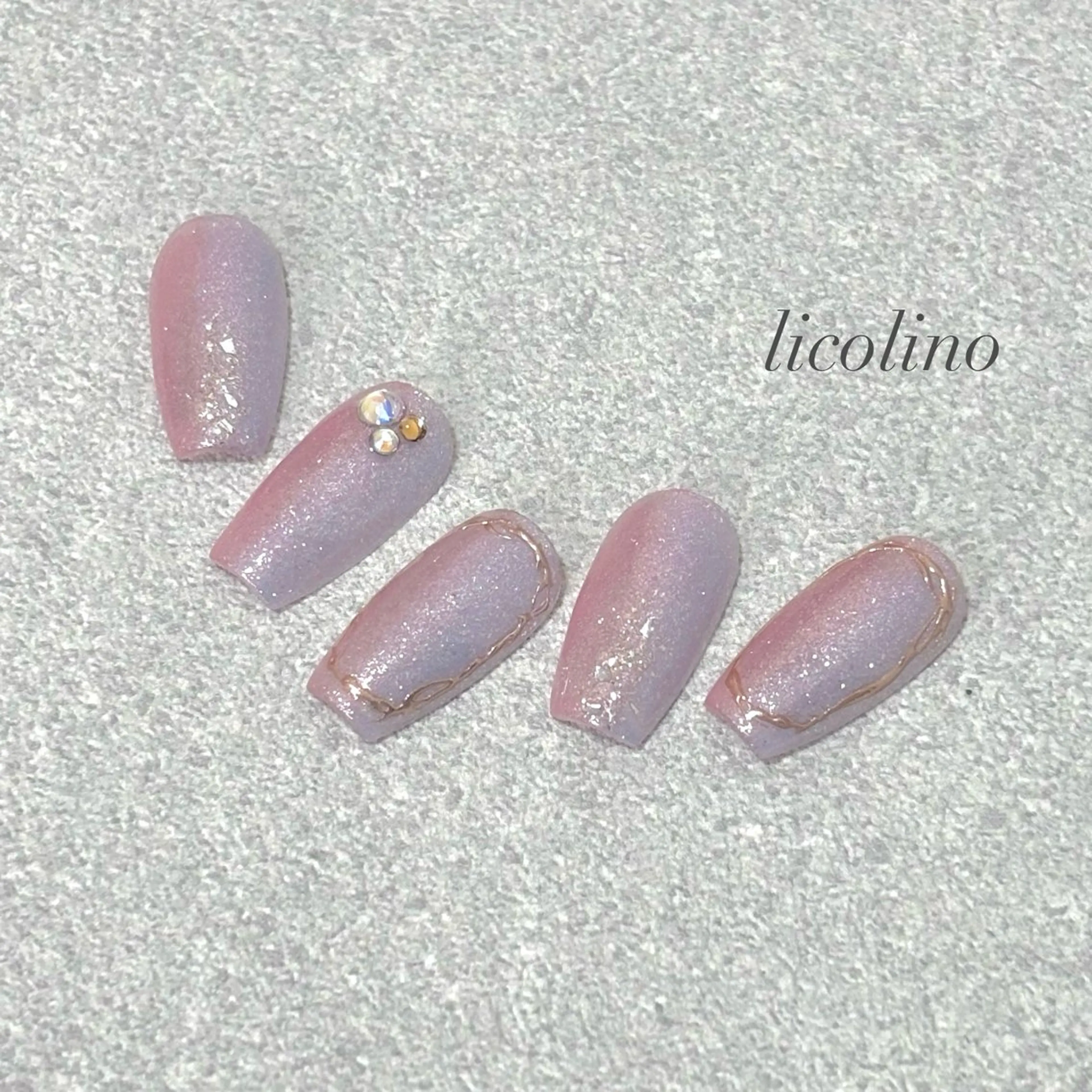 ネイル licolino所属・nailsalon Honeymeのネイルデザイン