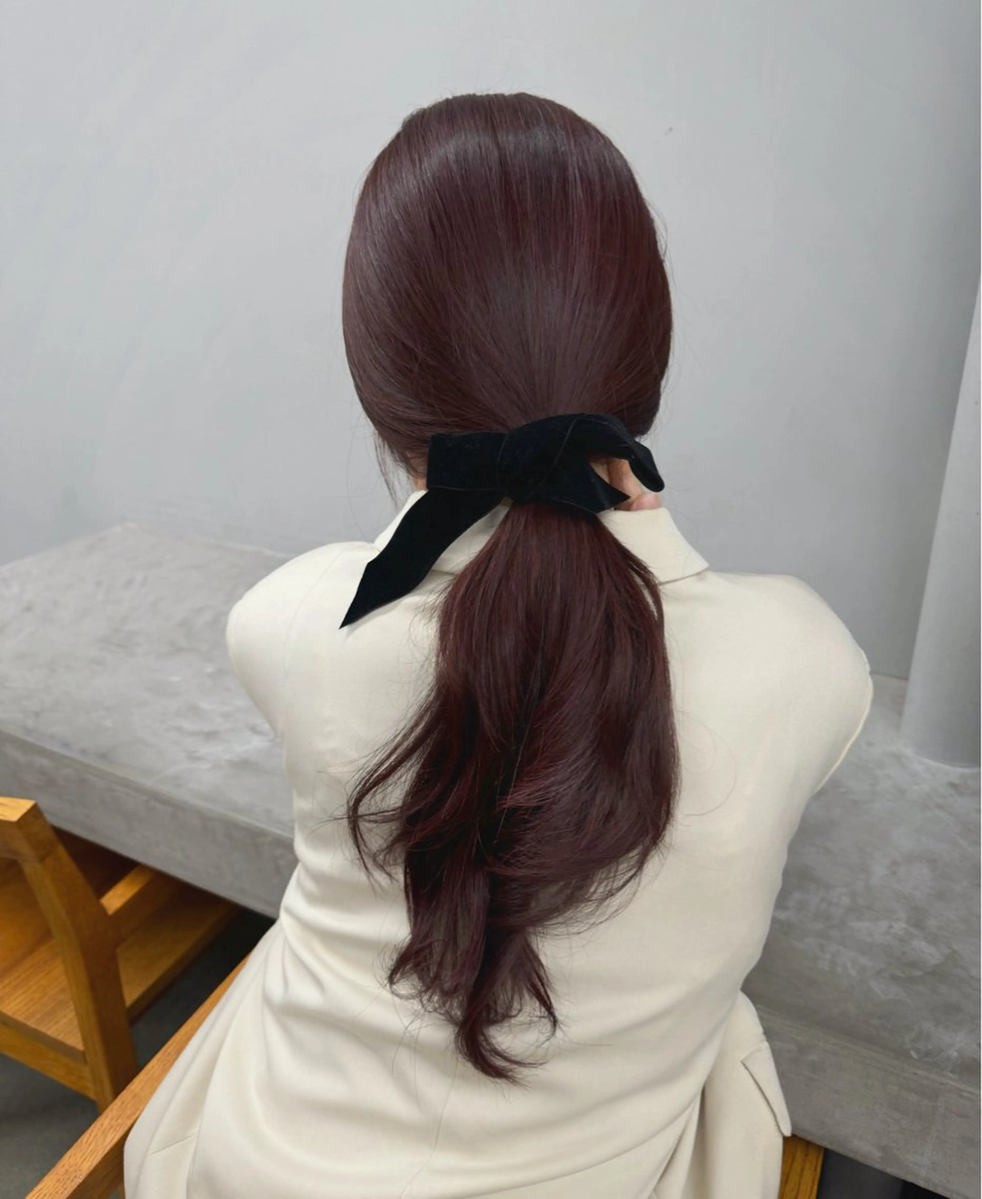 カラー maina/透明感 ベージュ/ブラウンのヘアスタイル