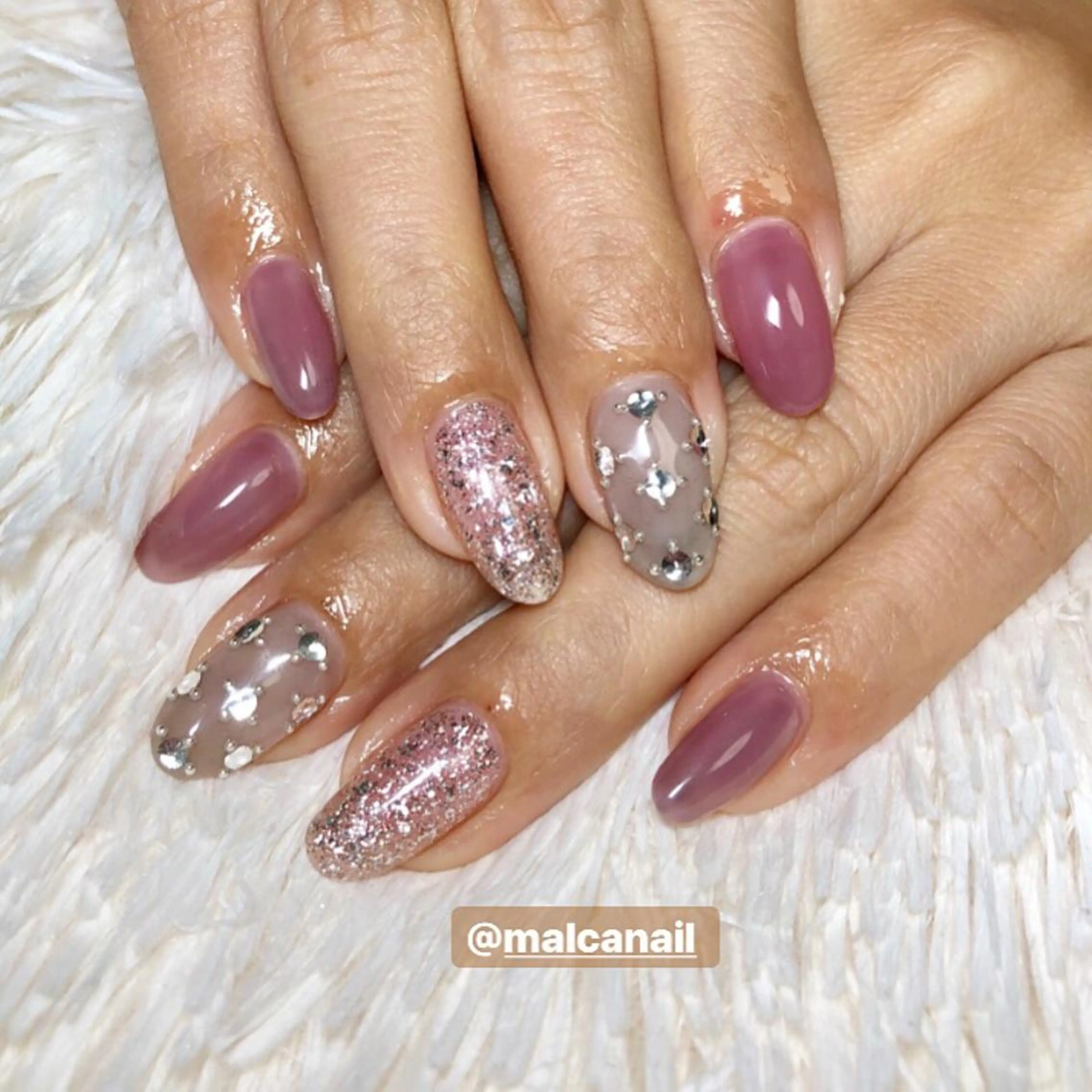 ロング カラー パーマ キッズ ネイル マツエク・マツパ ハンドネイル MALCAnail(マルカネイル)所属・荒木 莉奈のネイルデザイン