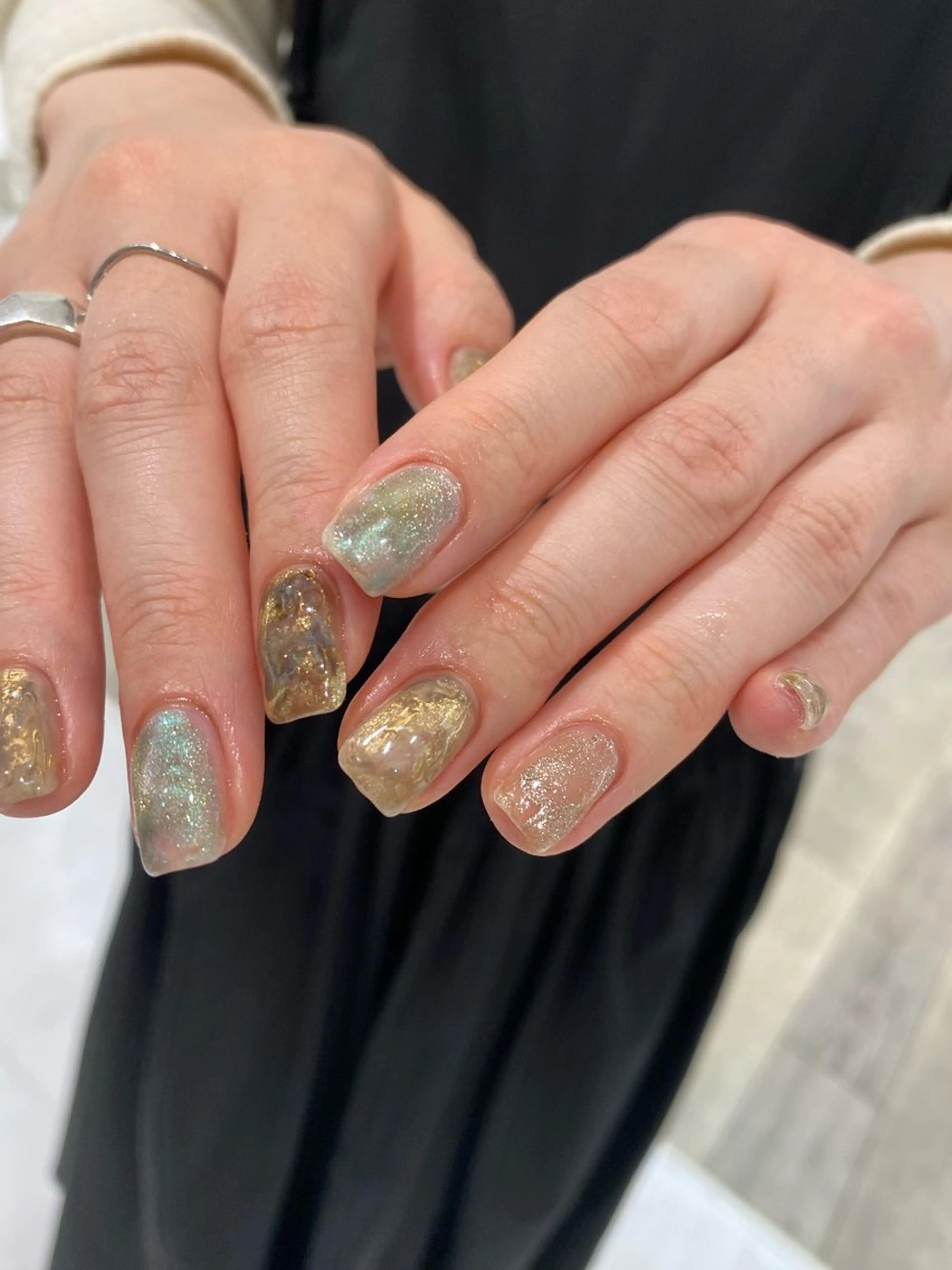 ネイル オーロラネイル マグネットネイル ニュアンスネイル シンプルネイル 春ネイル ハンドネイル 草加ニュアンスネイル 🌚hersのネイルデザイン