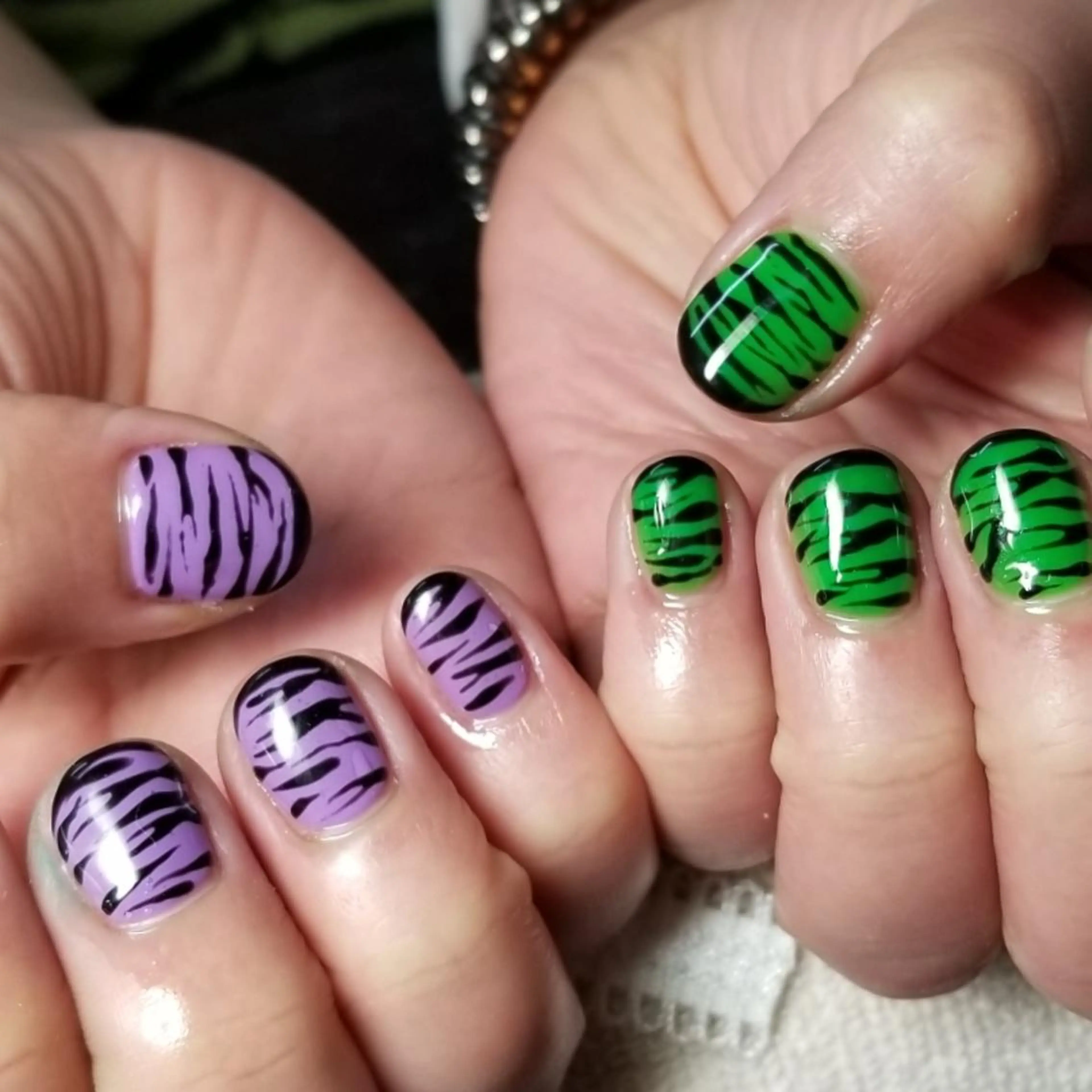 ネイル アニマル柄 ハンドネイル L'instant  Nail Artzのネイルデザイン