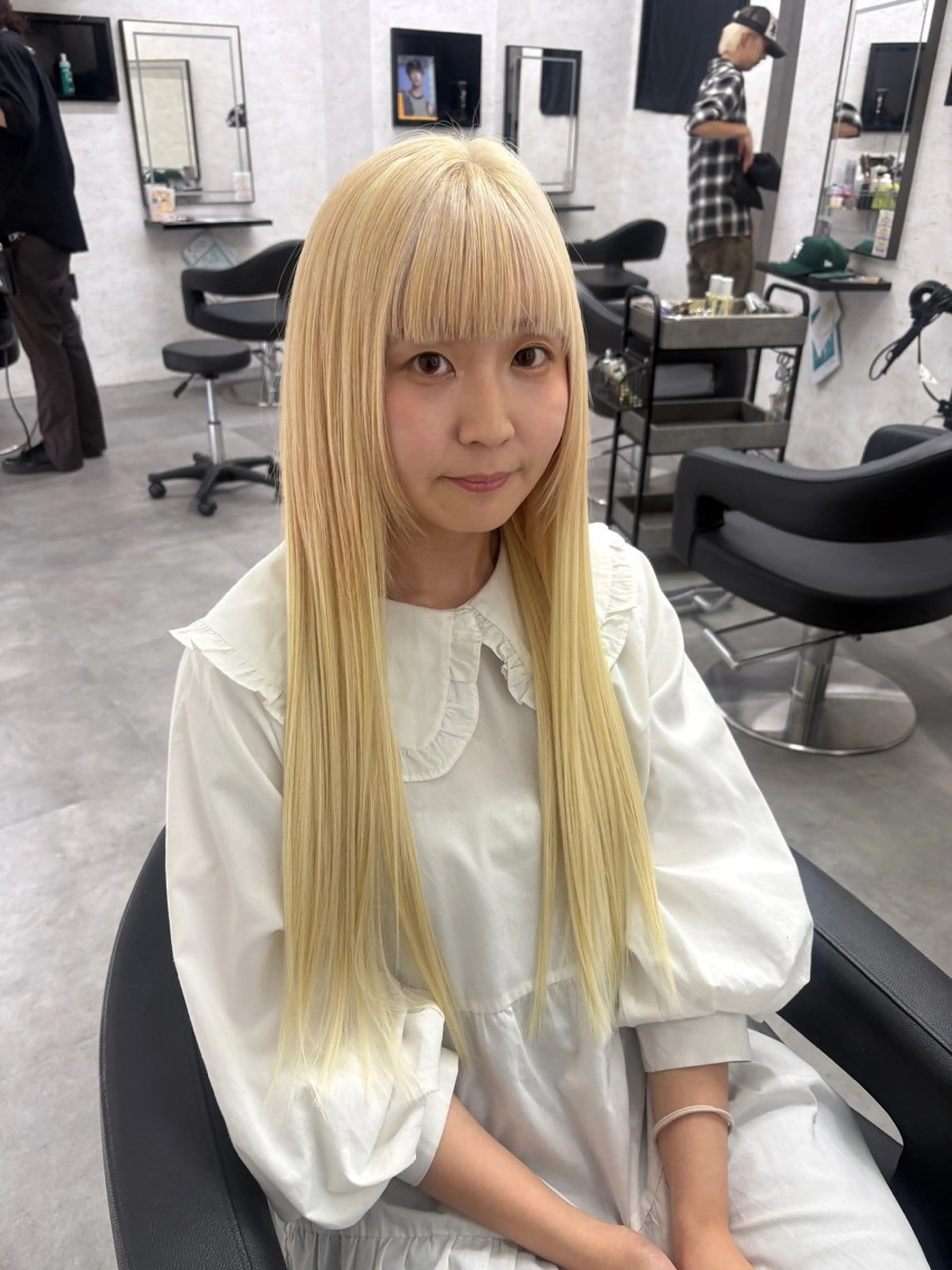 ロング ボブ ロング エクステ ブリーチなしカラー ダブルカラーエクステのヘアスタイル