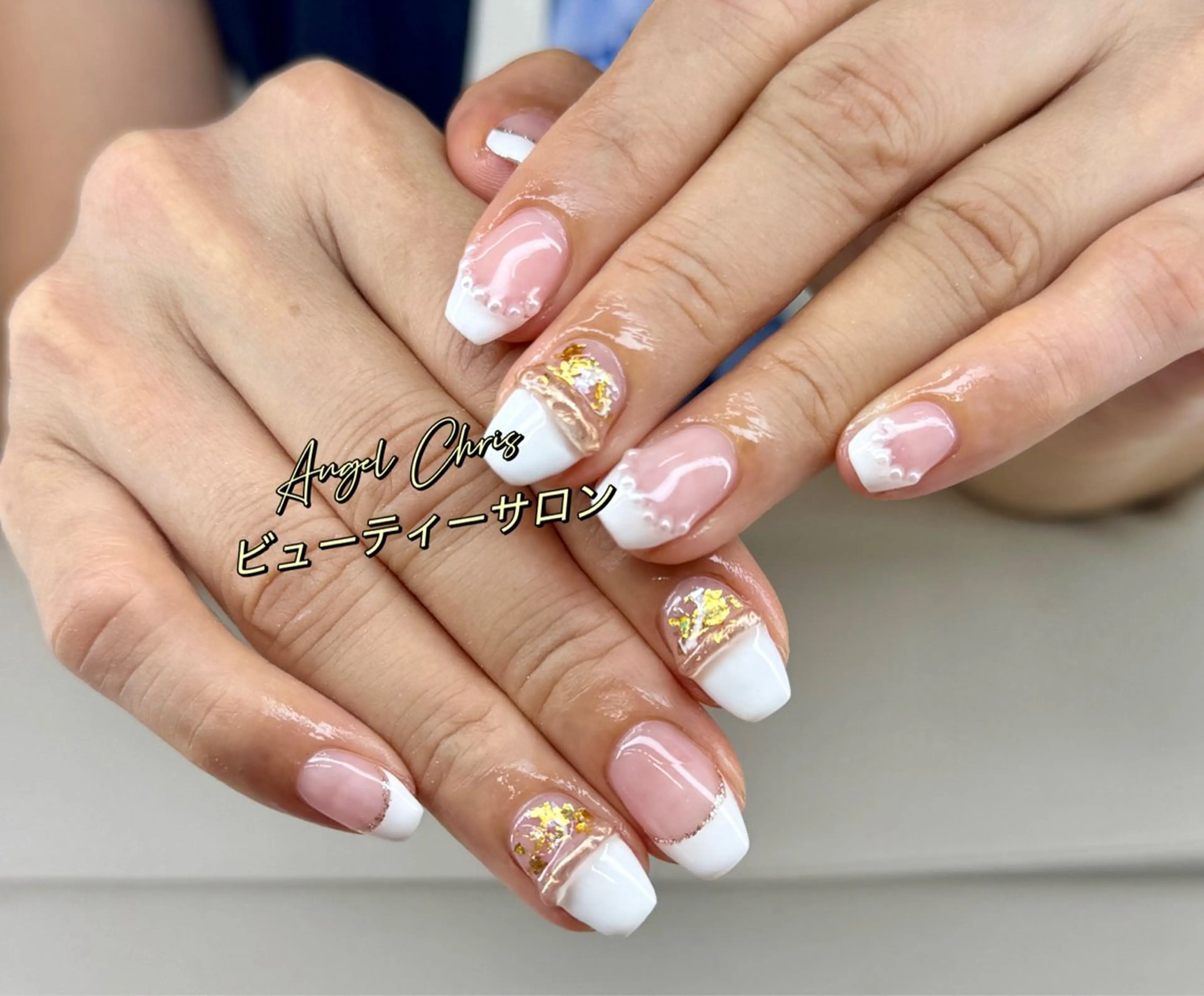 ネイル ハンドネイル フットネイル ハンドケア AngelChris ビューティーサロンのネイルデザイン