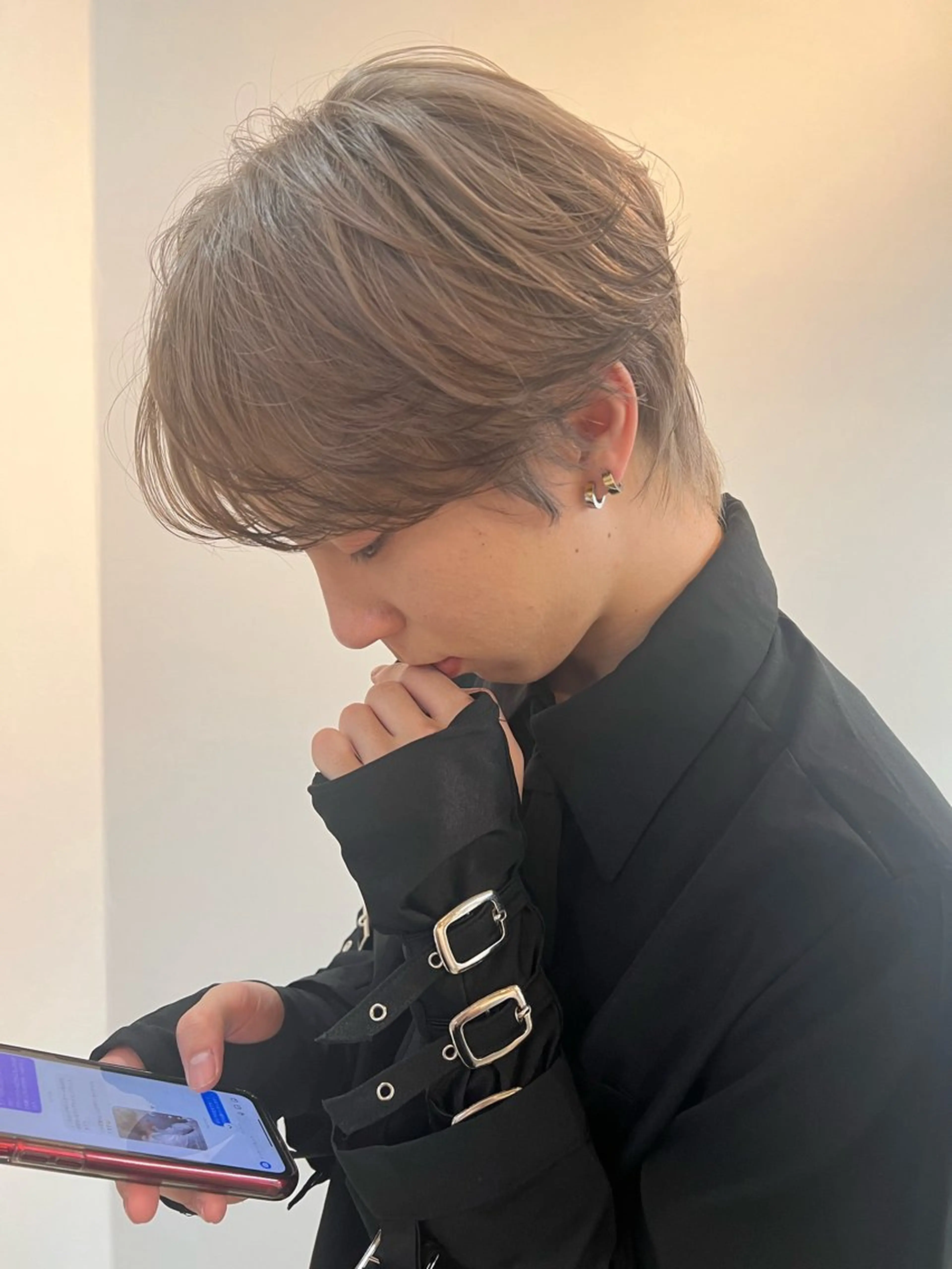 ショート 透明感カラー🫧 高田李胡のヘアスタイル