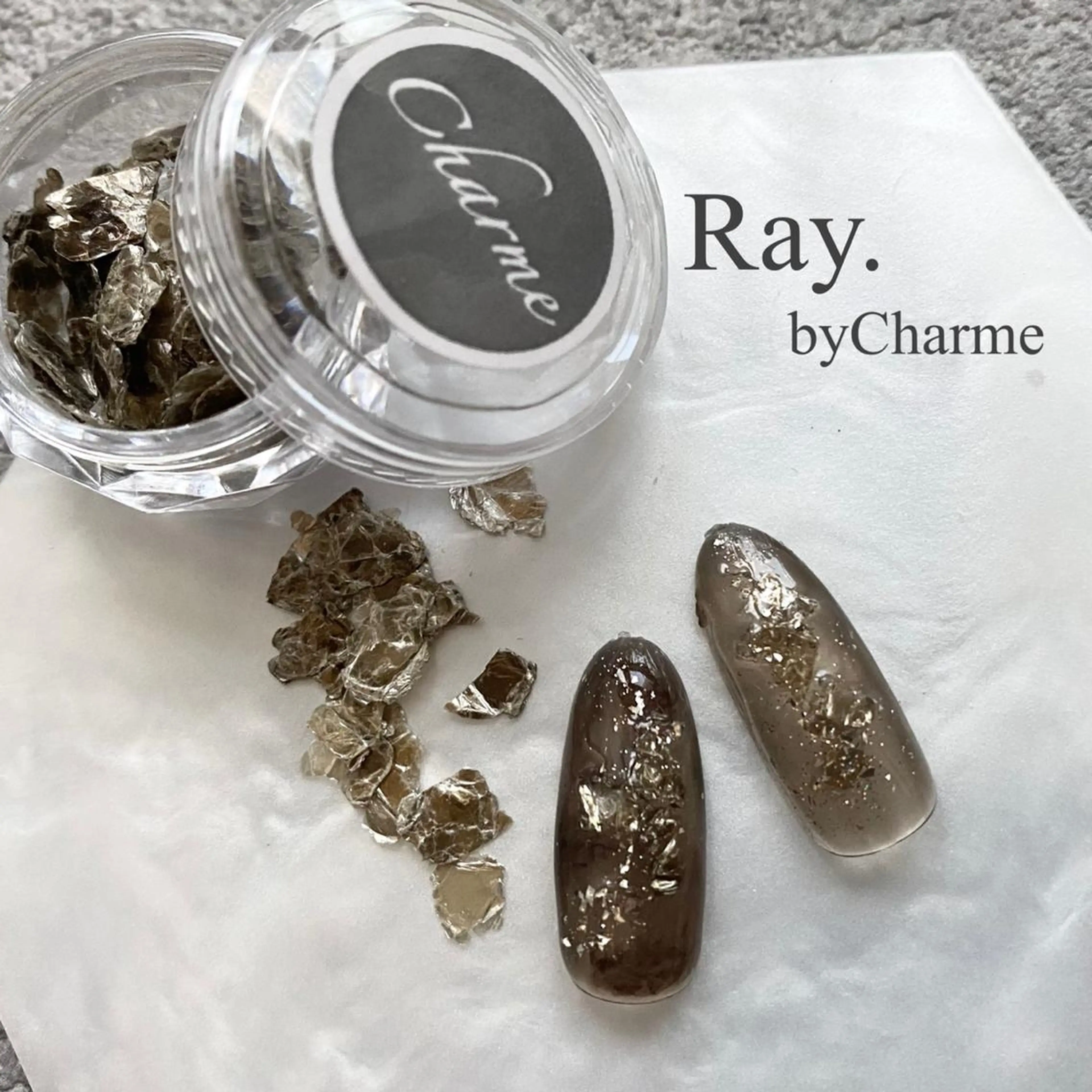 ネイル Ray. ／綺麗目ニュアンスのネイルデザイン