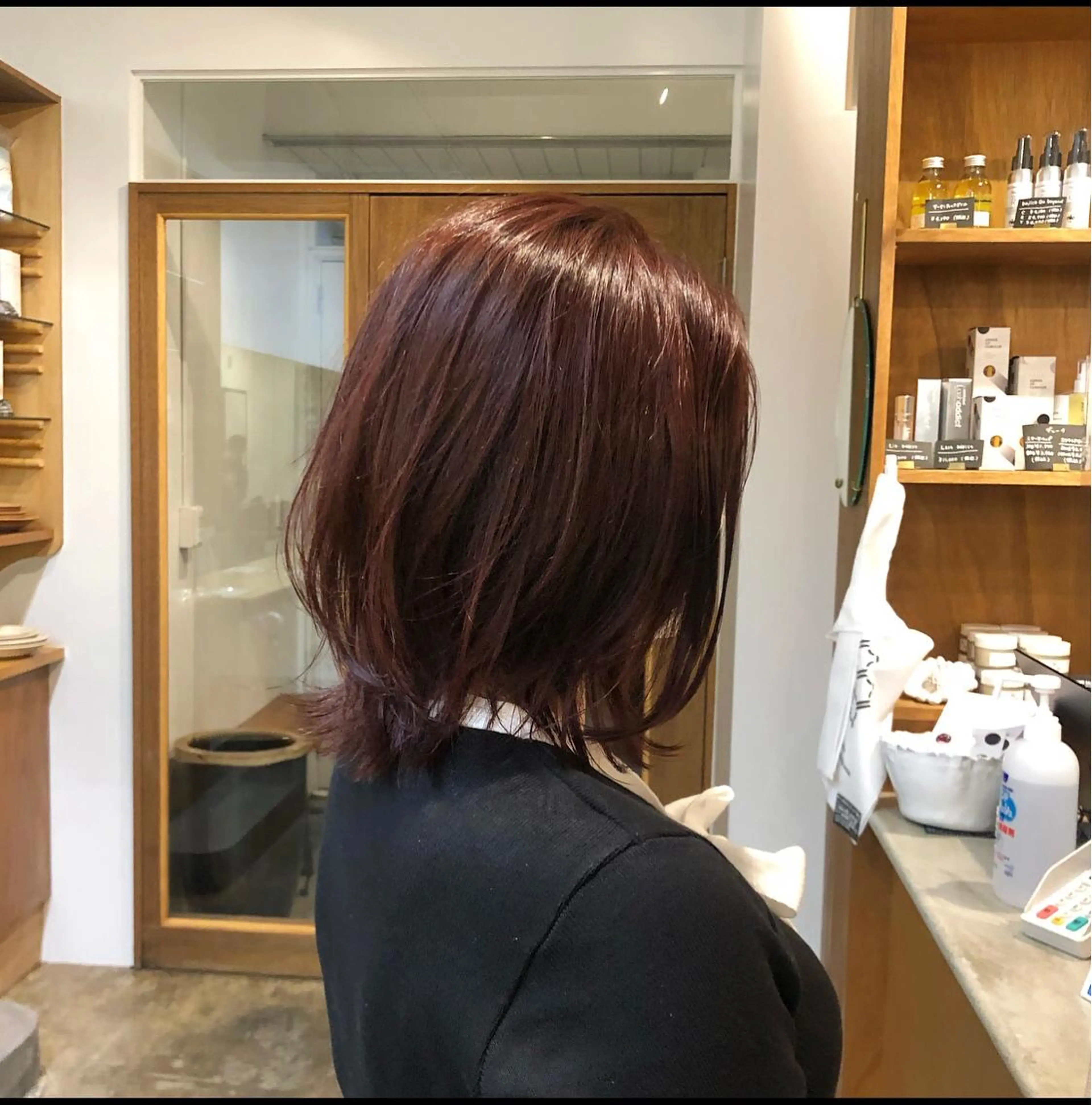 ミディアム レッドブラウン KOCHAB所属・KOCHAB 中村穂風のヘアスタイル