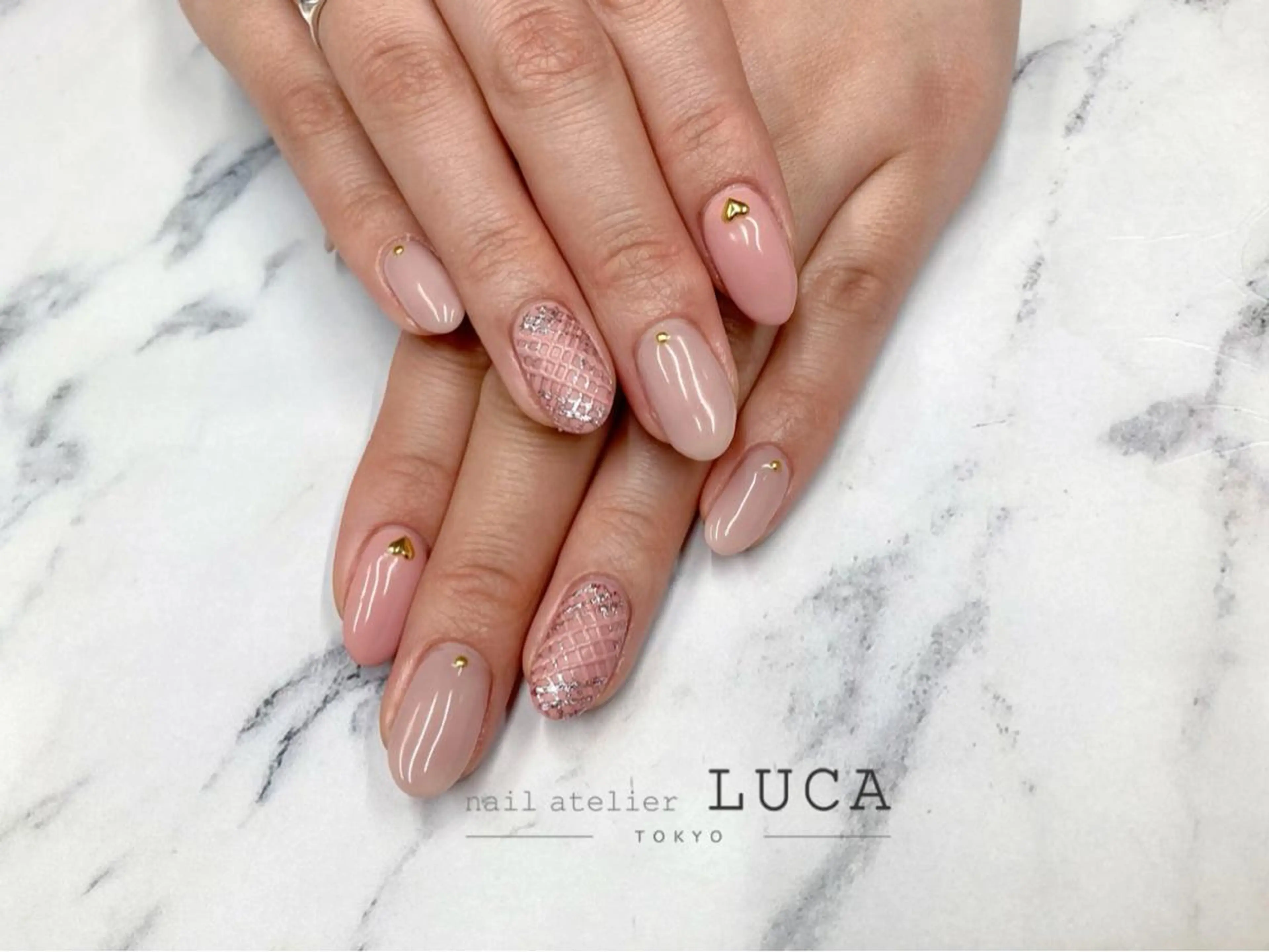 ネイル ネイルアトリエルカ スタッフのネイルデザイン