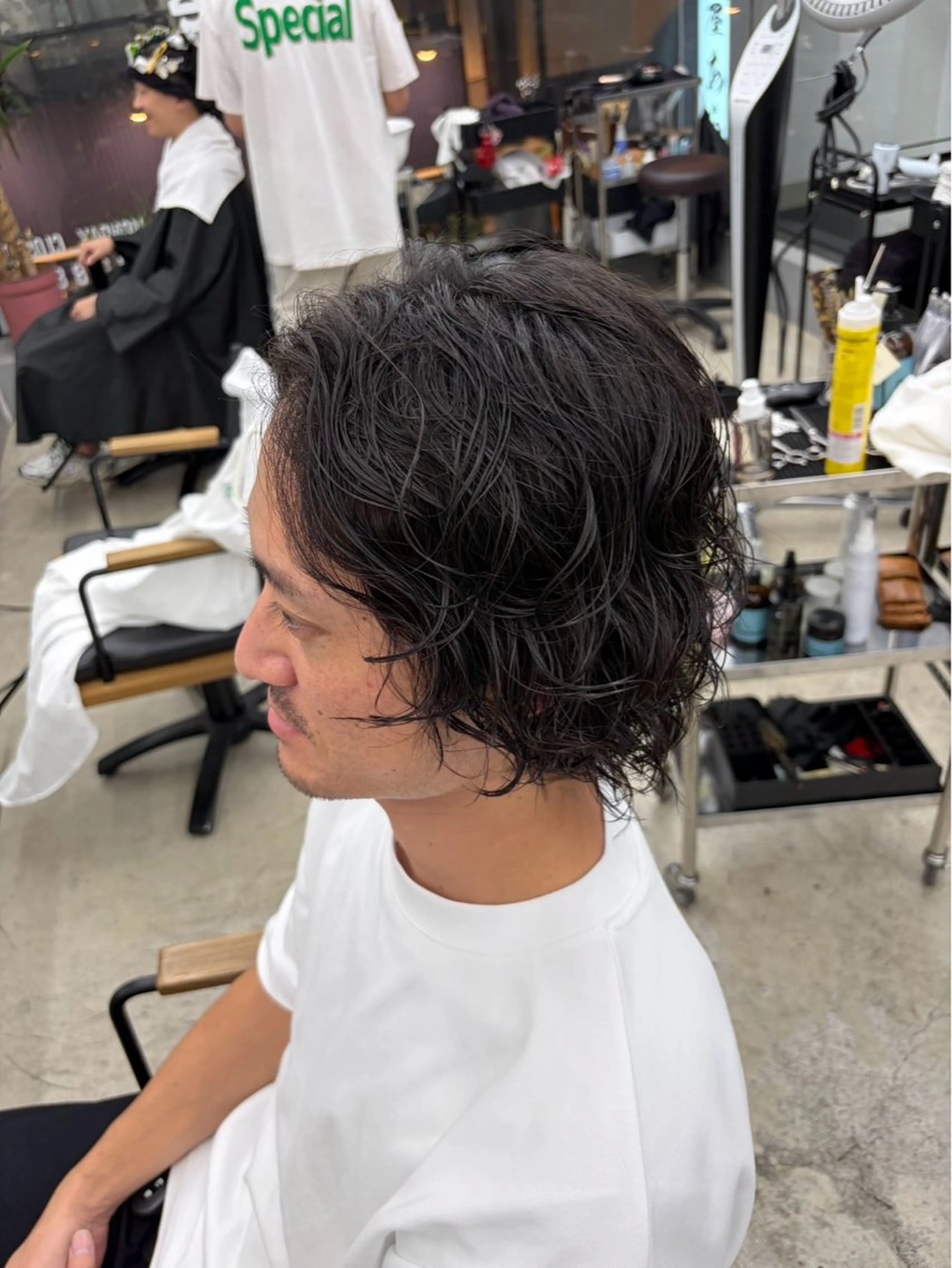 ミディアム パーマ メンズ カット パーマ メンズ専門サロン wokeのヘアスタイル
