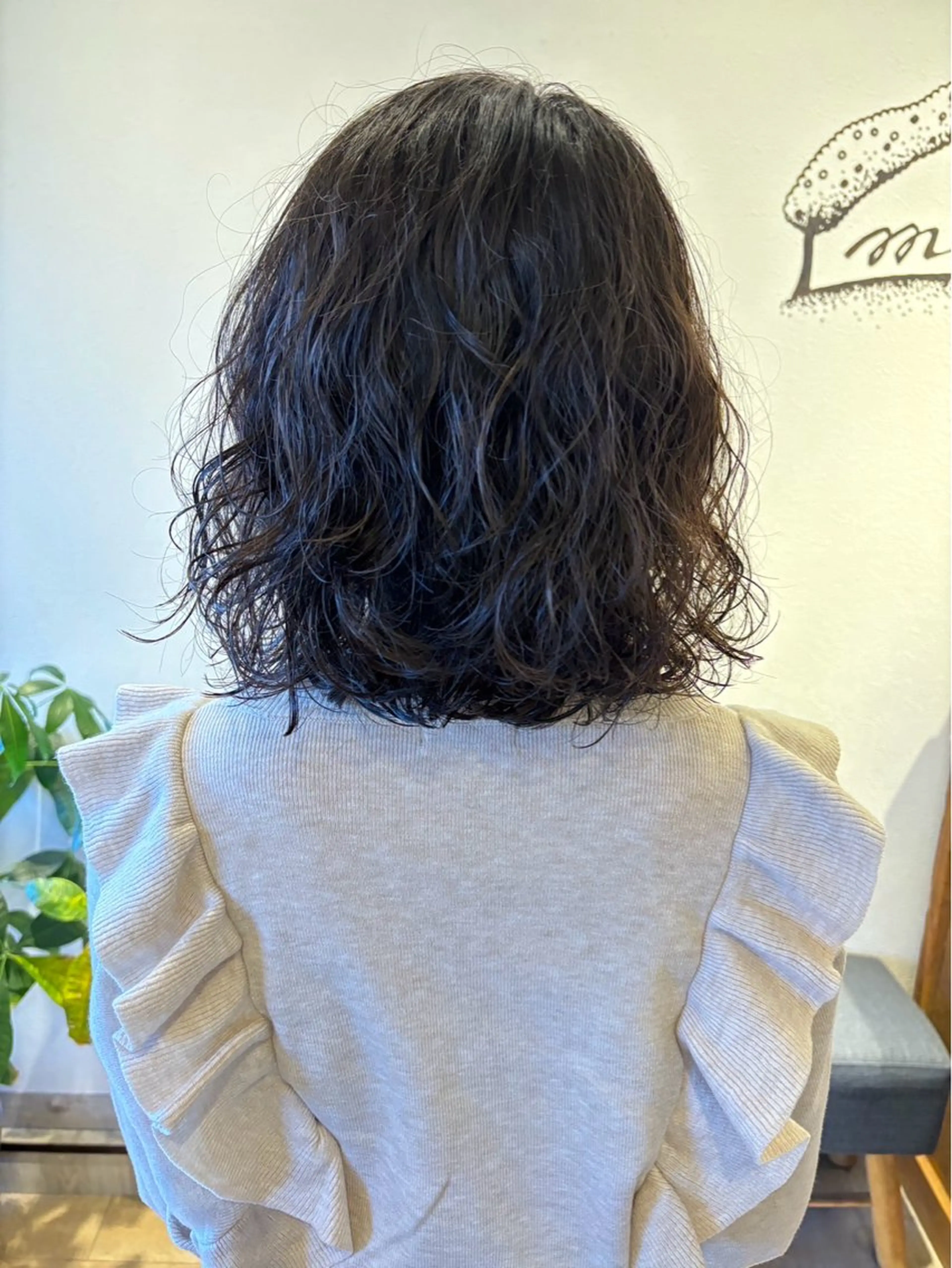 ミディアム パーマ 切りっぱなしボブ ×顔周り🌷江梨🍎のヘアスタイル