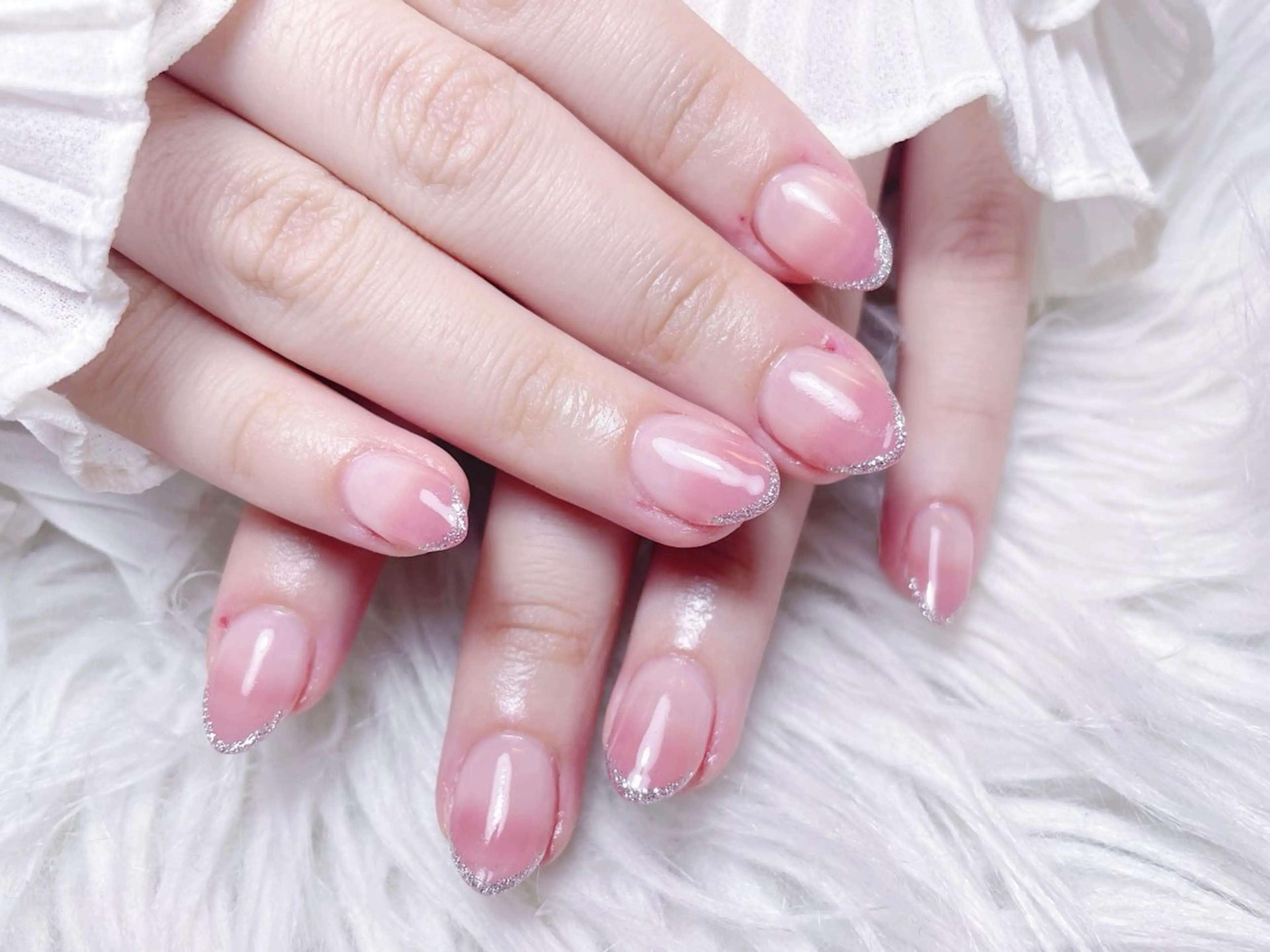 ネイル チークネイル 長さ出し フラワーネイル フレンチネイル ガーリー ハンドネイル NEW NAIL所属・NEW NAIL 池袋のネイルデザイン