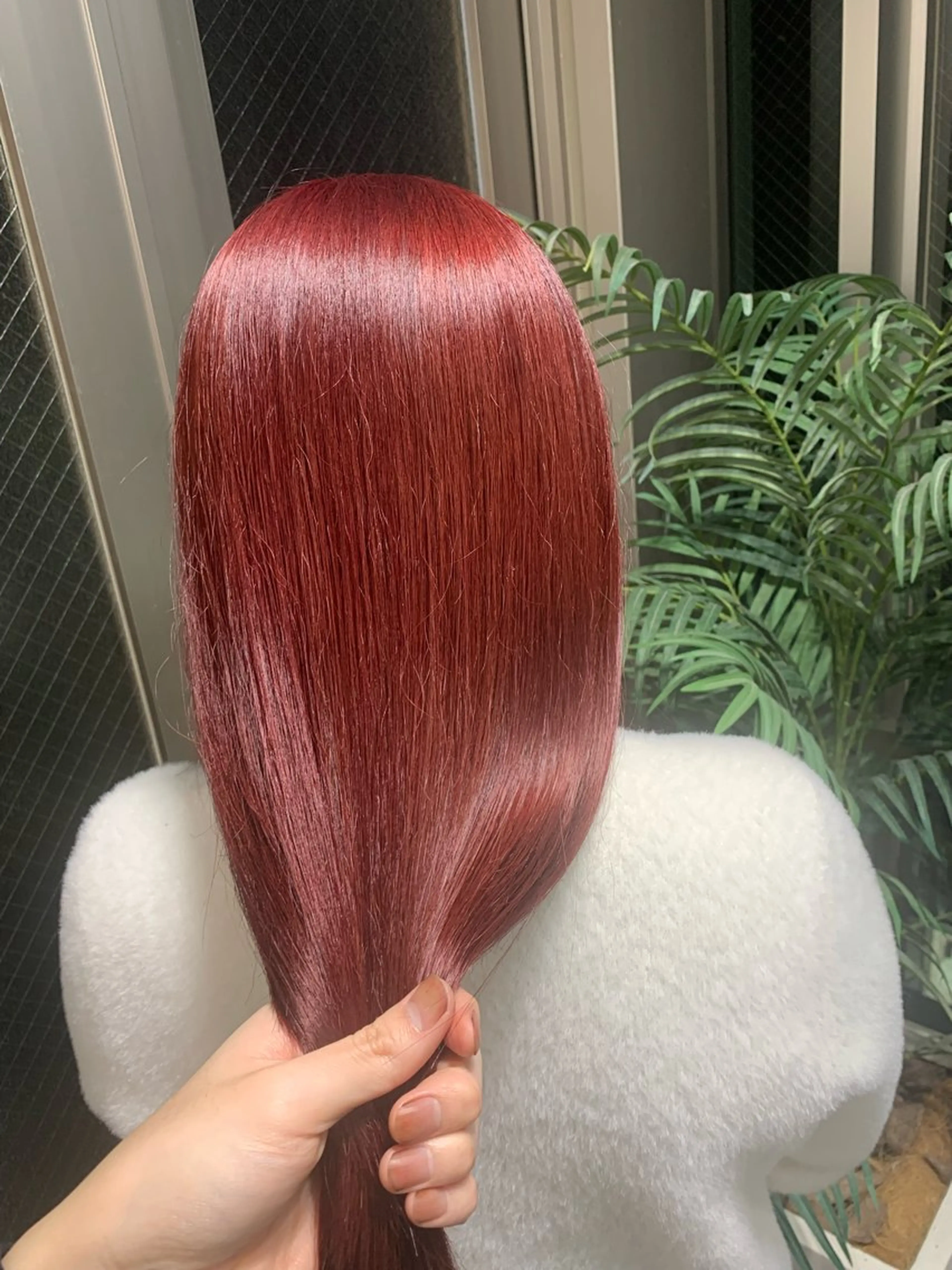 ミディアム カラー 🫧渋谷駅徒歩30秒 🫧縮毛矯正🫧のヘアスタイル